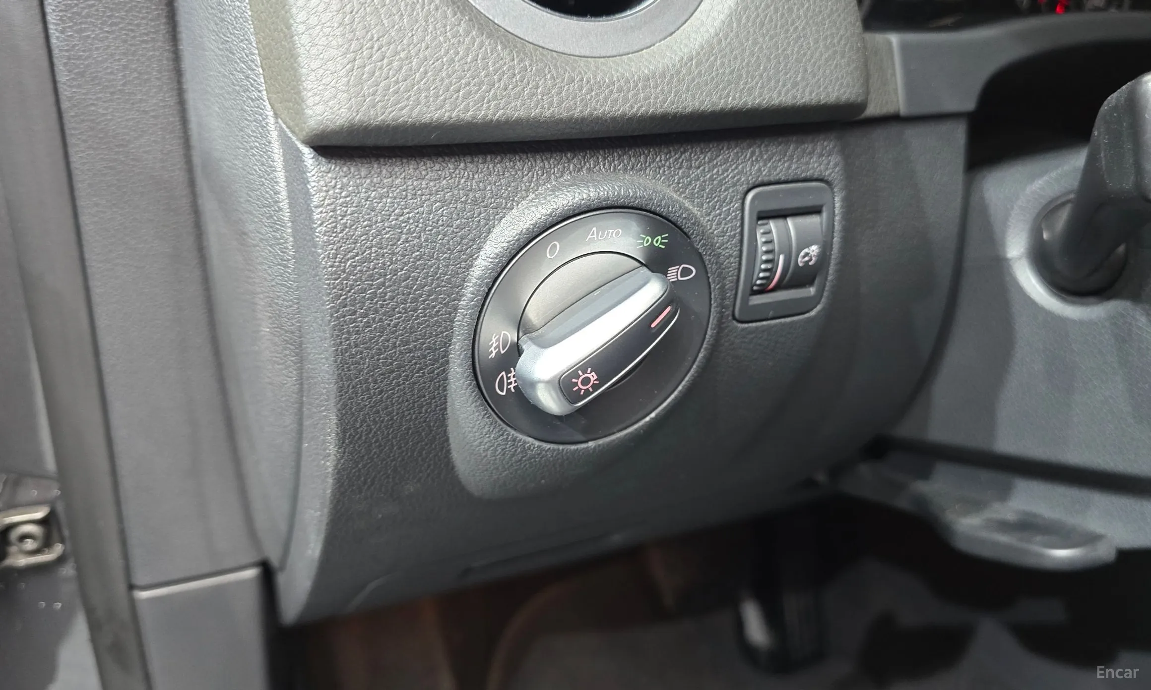 Volkswagen New Tiguan превью 15
