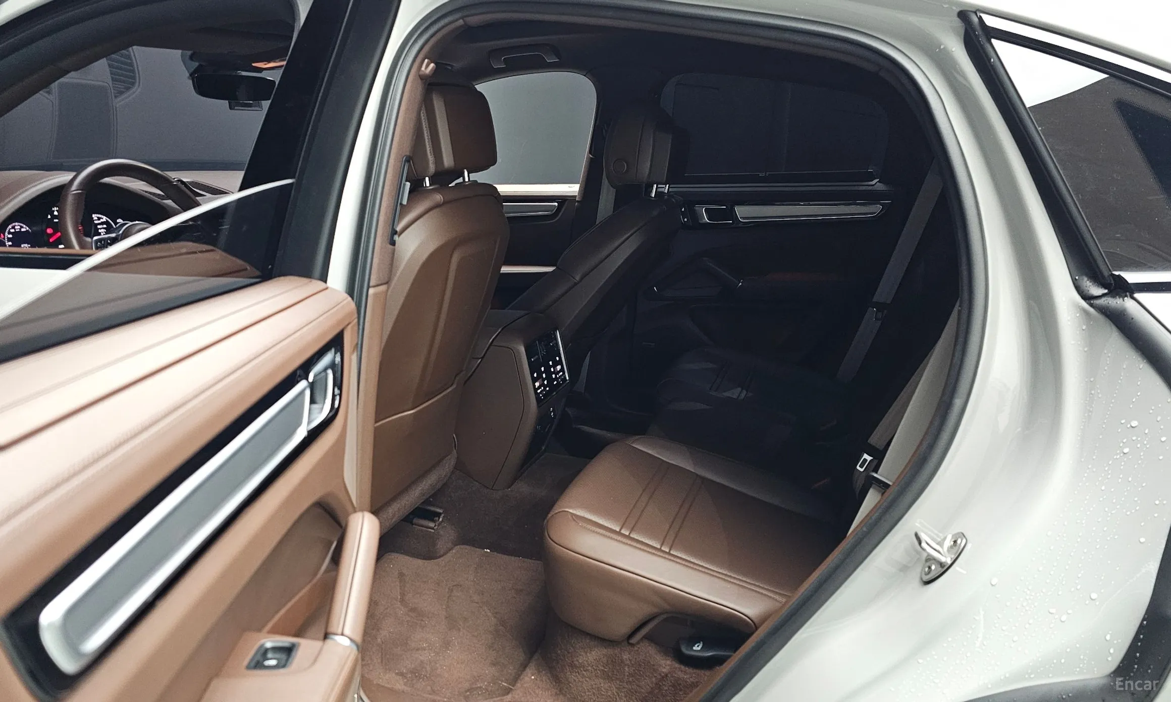 Porsche Cayenne (PO536) превью 11