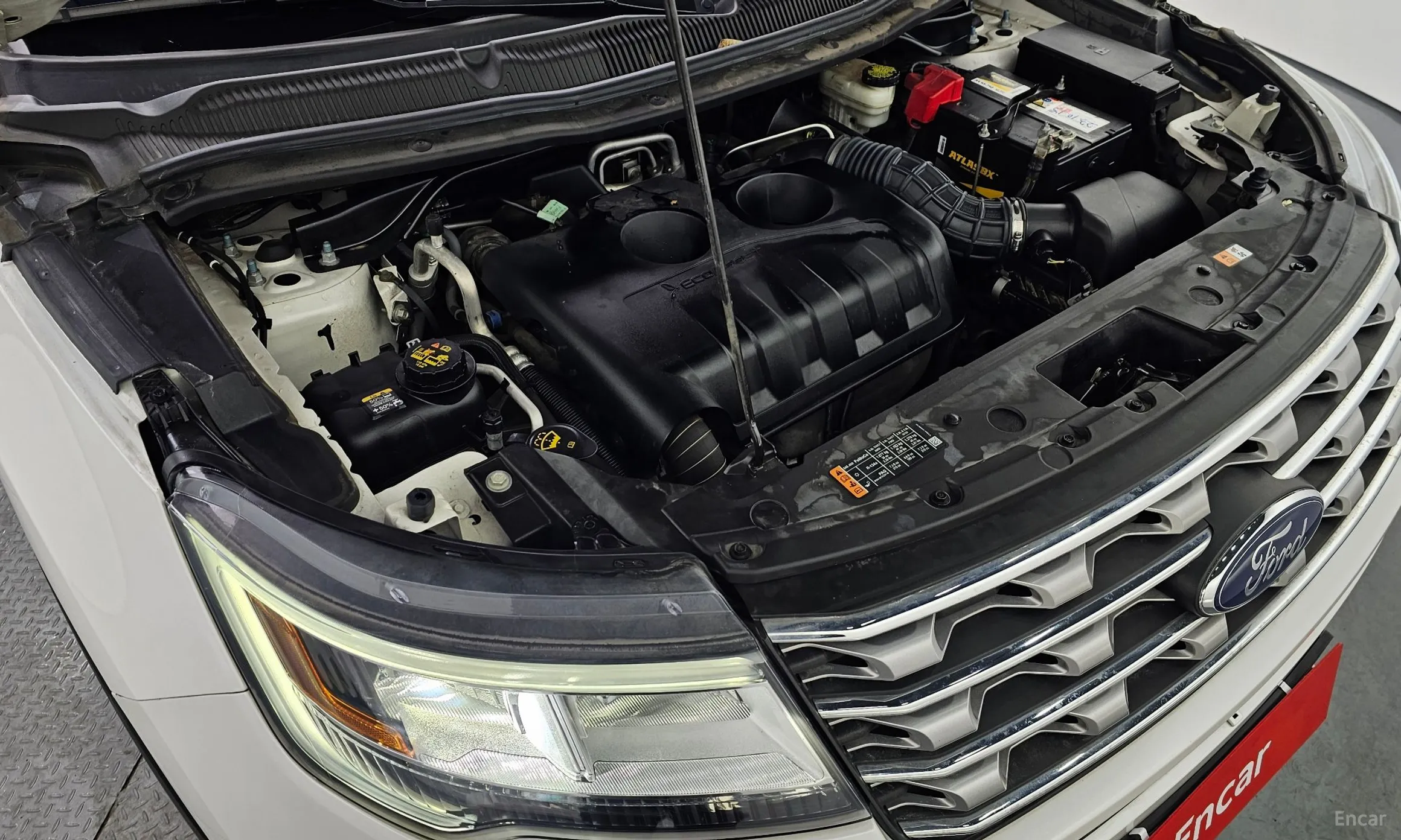 Ford Explorer превью 6