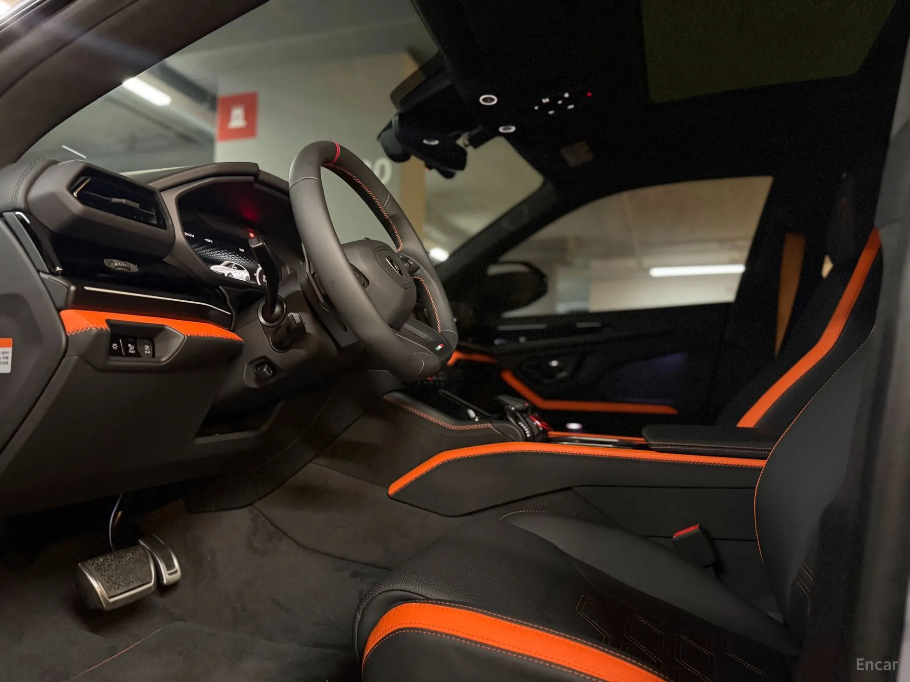 Lamborghini Urus превью 6