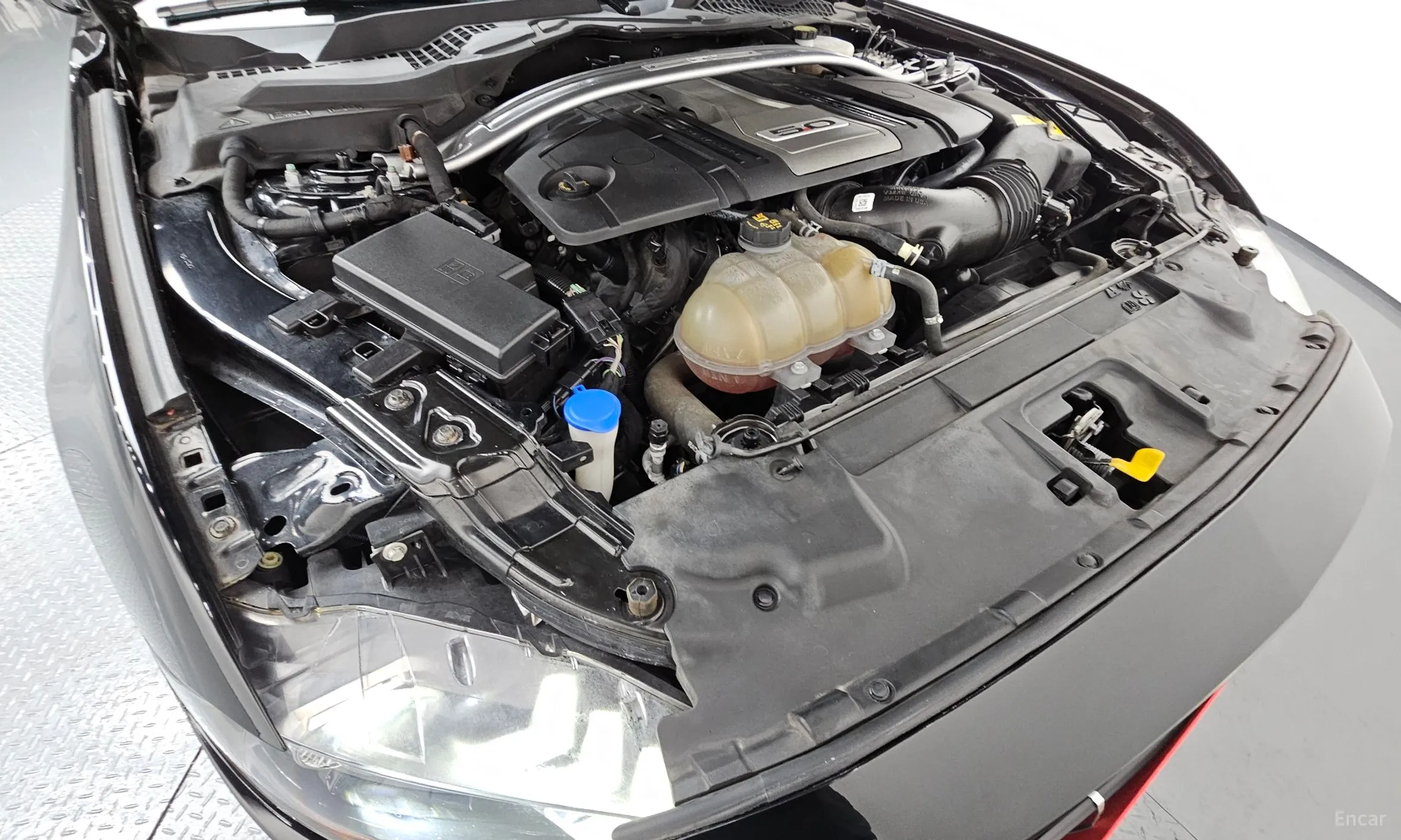 Ford Mustang превью 6