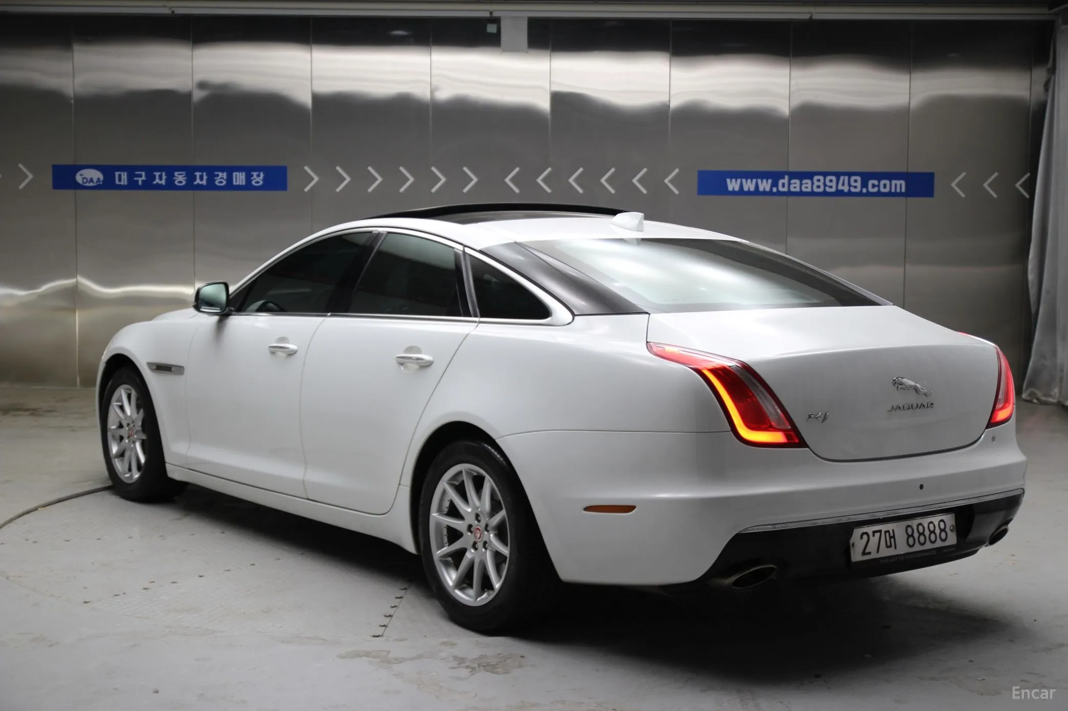 Jaguar All New XJ