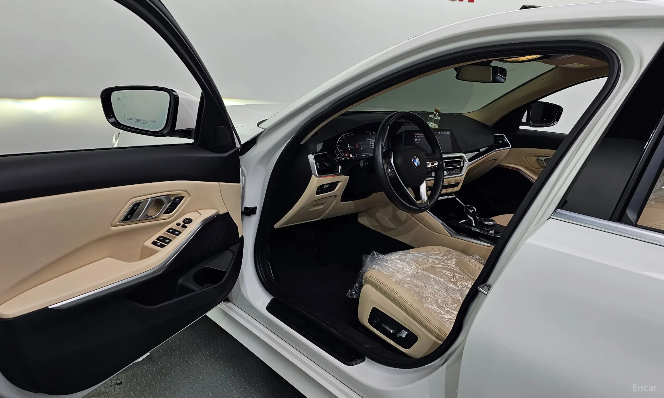 BMW 3 Series (G20) превью 10