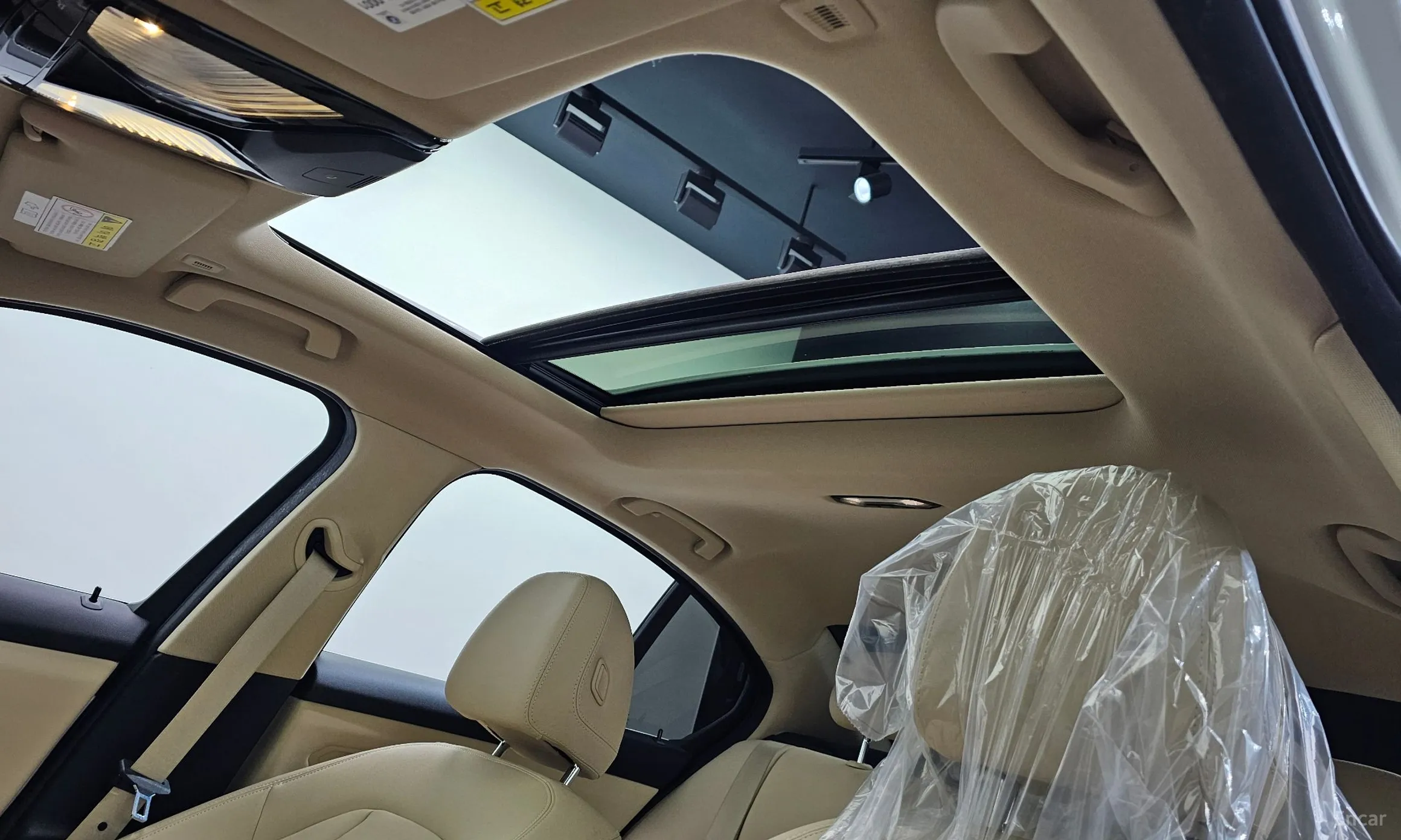 BMW 3 Series (G20) превью 19