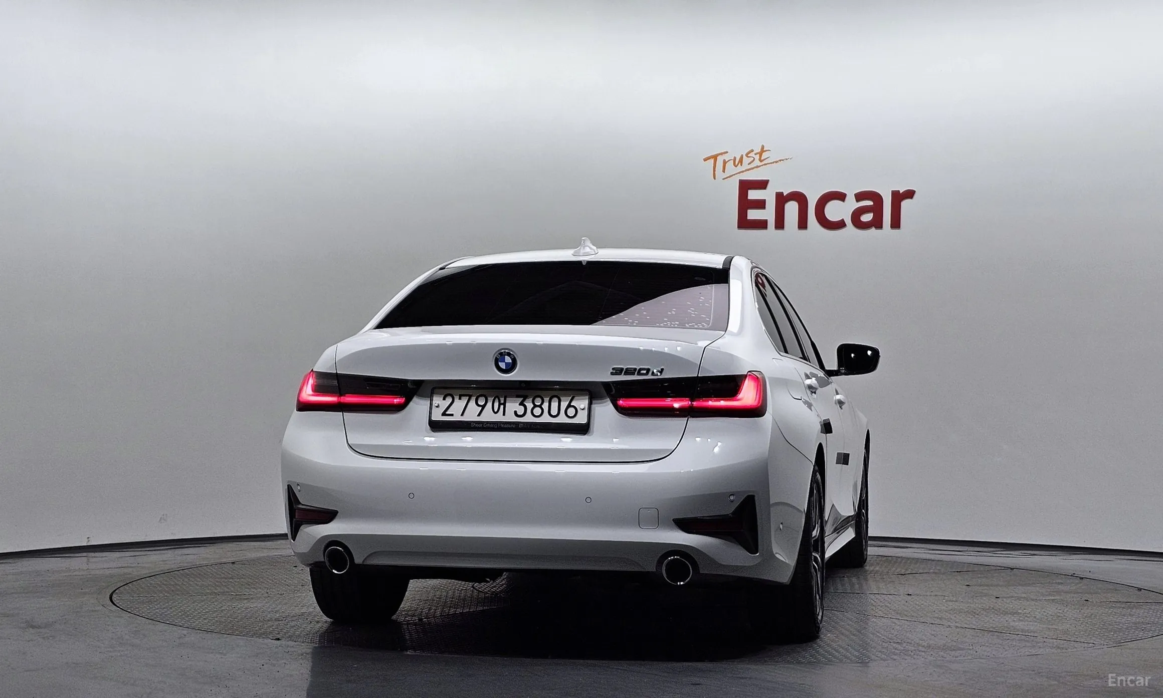BMW 3 Series (G20) превью 4