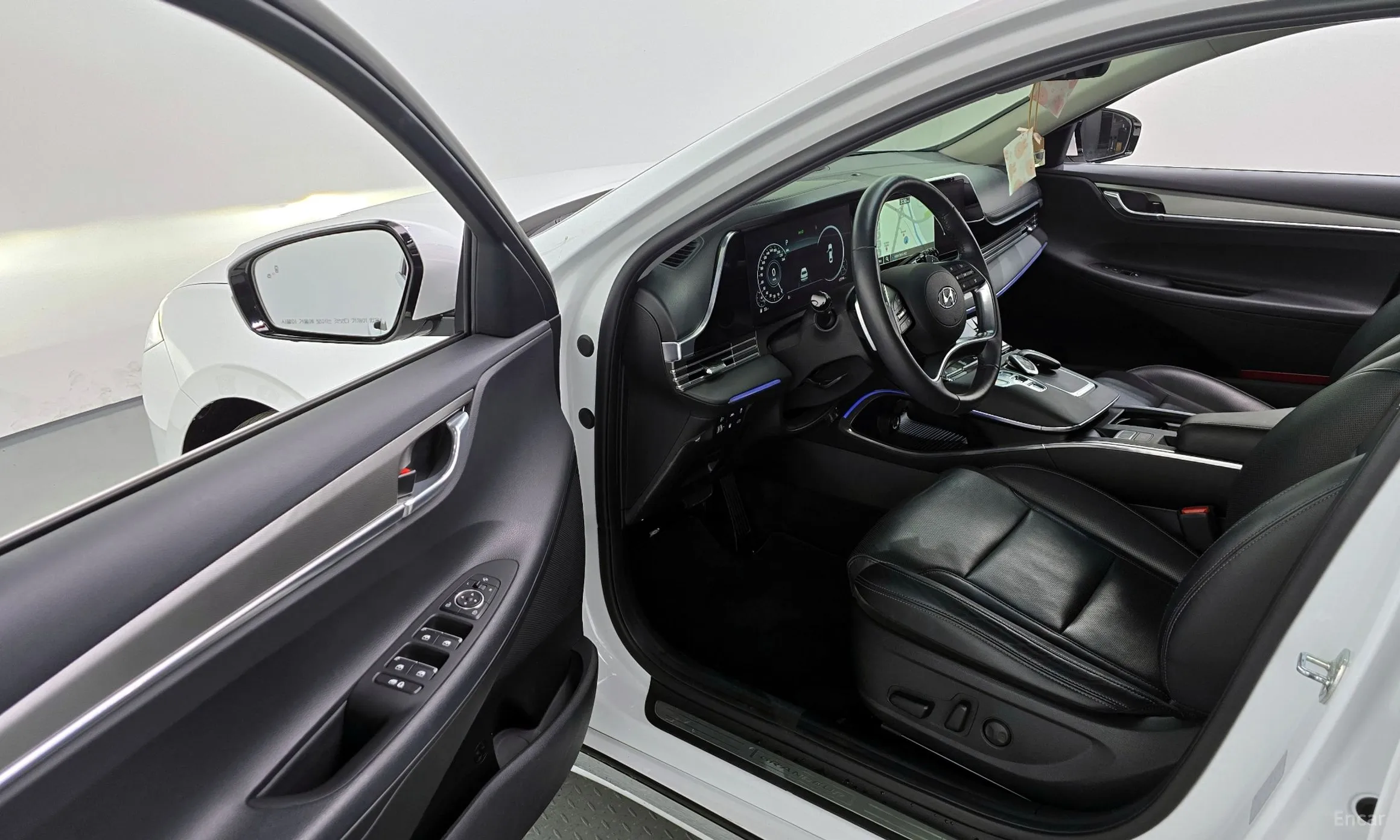 Hyundai Grandeur IG превью 10