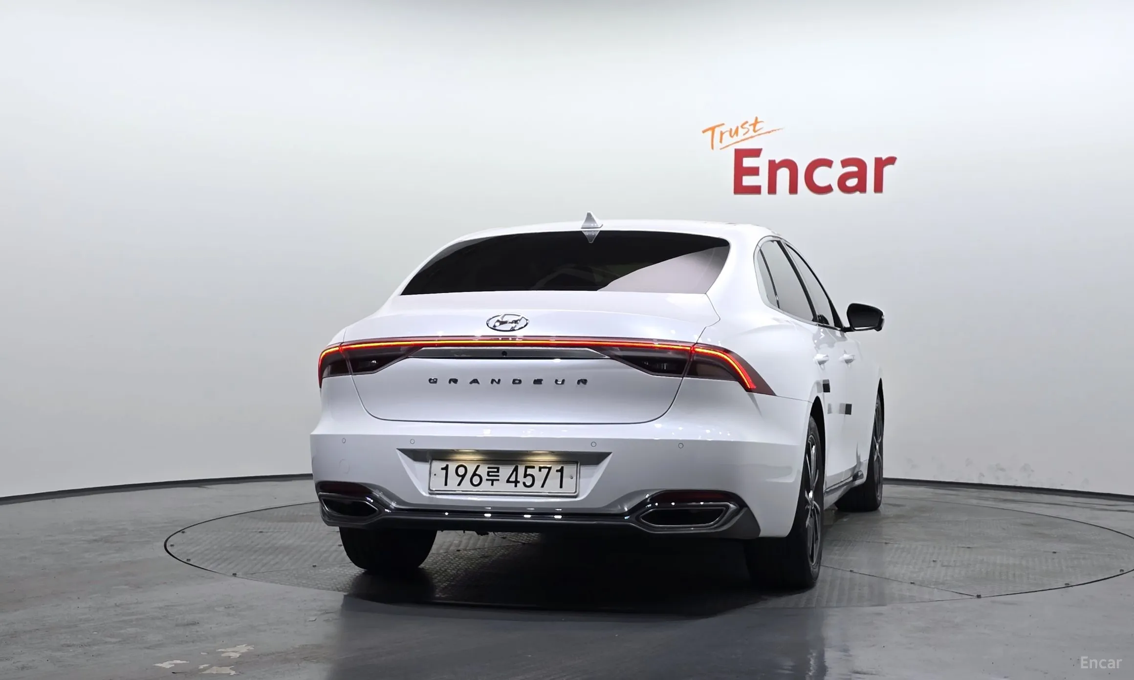 Hyundai Grandeur IG превью 4