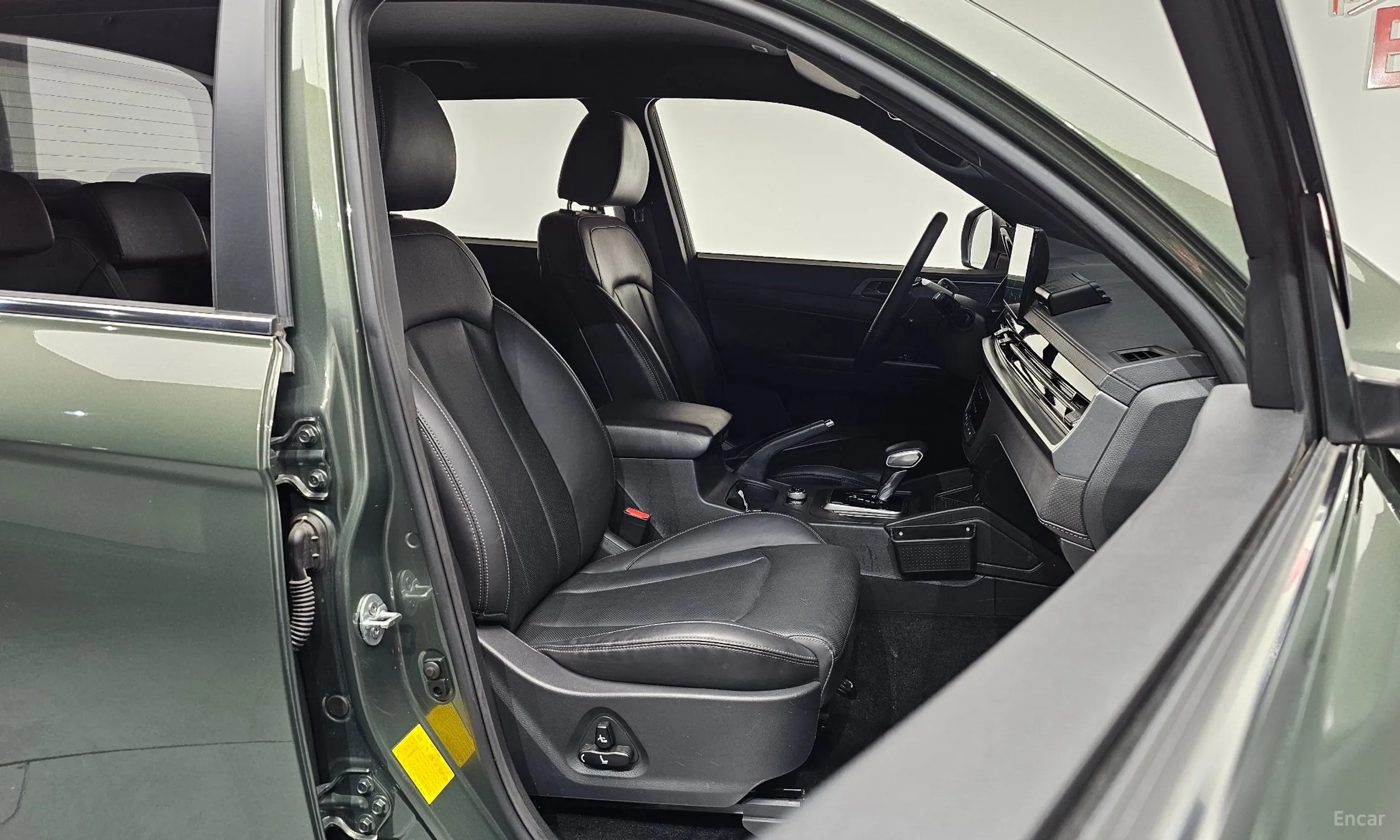KG Mobility (SsangYong) Rexton Sports Khan превью 10