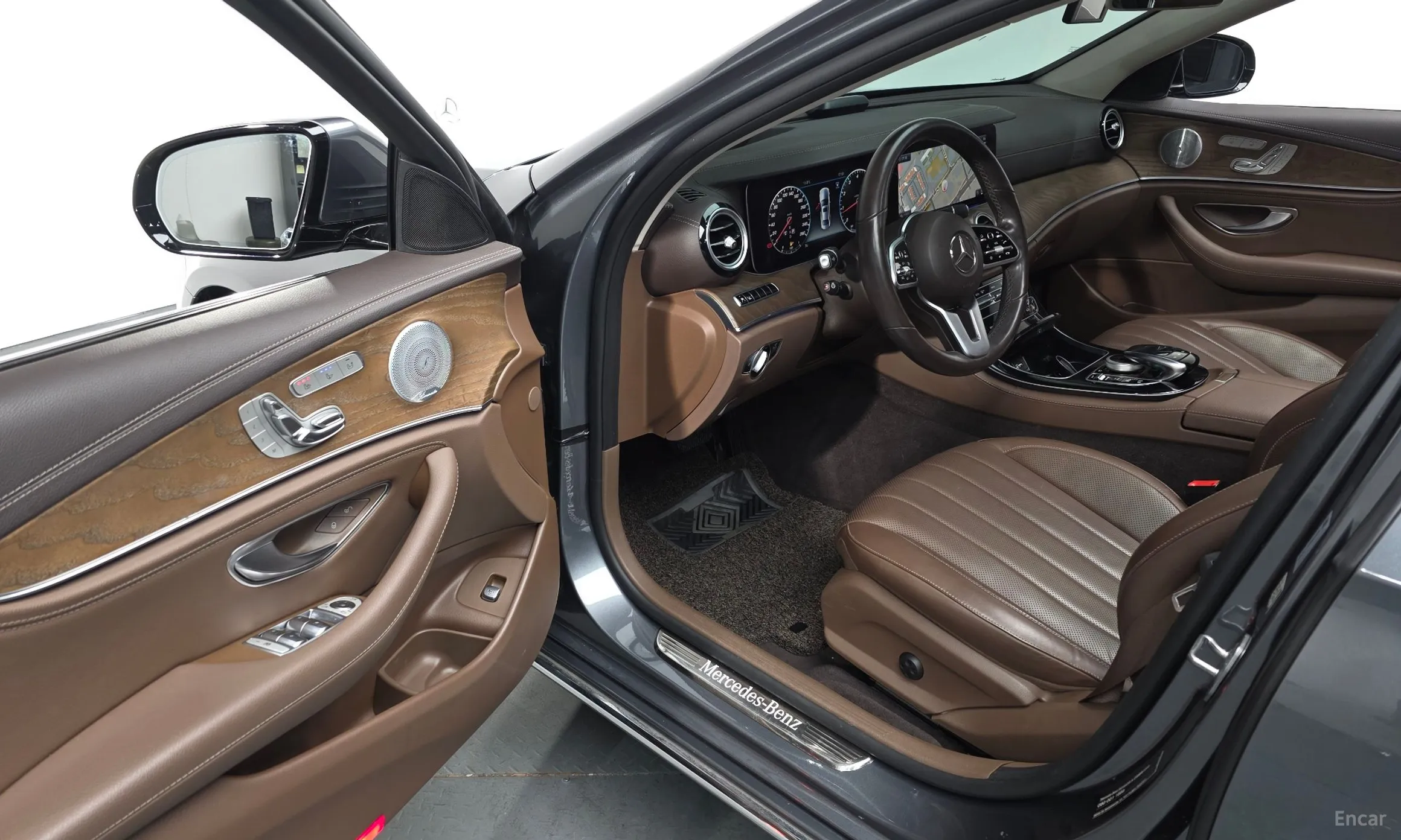 Mercedes Benz E-Class W213 превью 12
