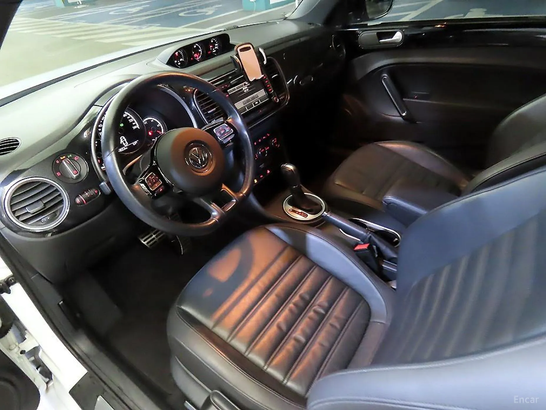 Volkswagen The Beetle превью 10