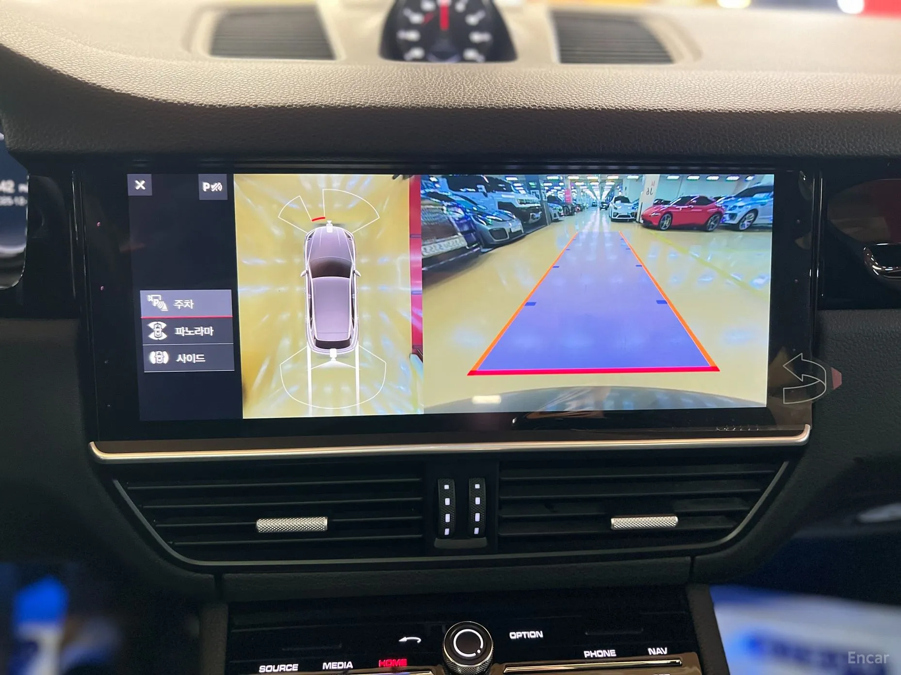 Porsche Cayenne (PO536) превью 11
