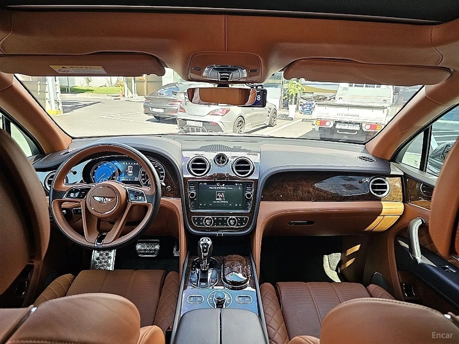 Bentley Bentayga превью 9
