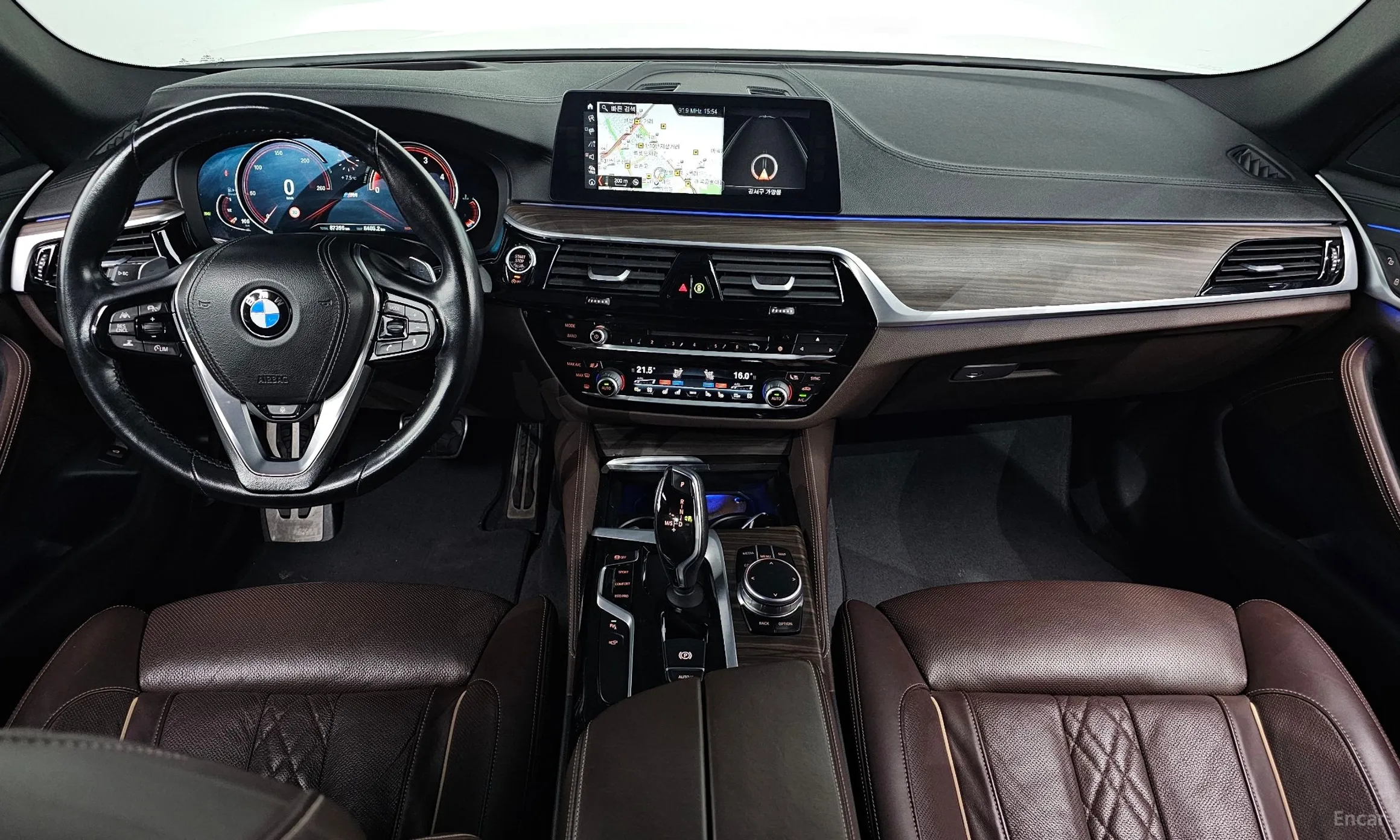 BMW 5 Series (G30) превью 7