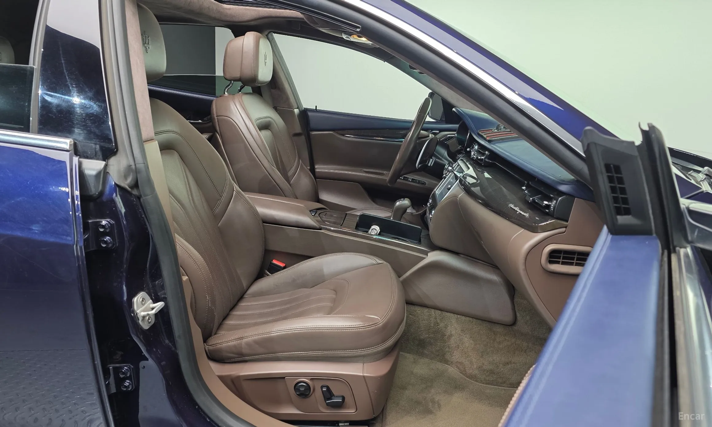 Maserati Quattroporte превью 10