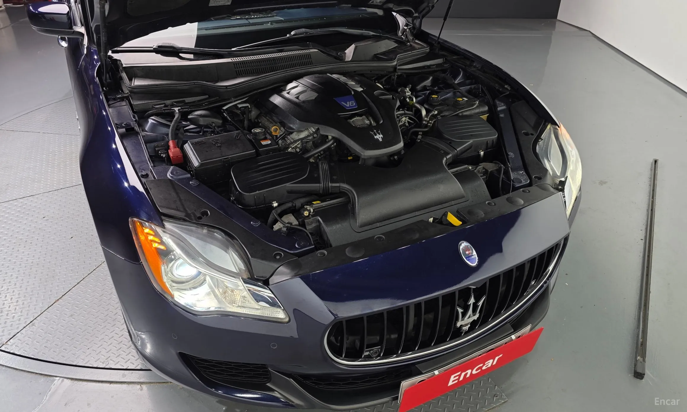 Maserati Quattroporte превью 6