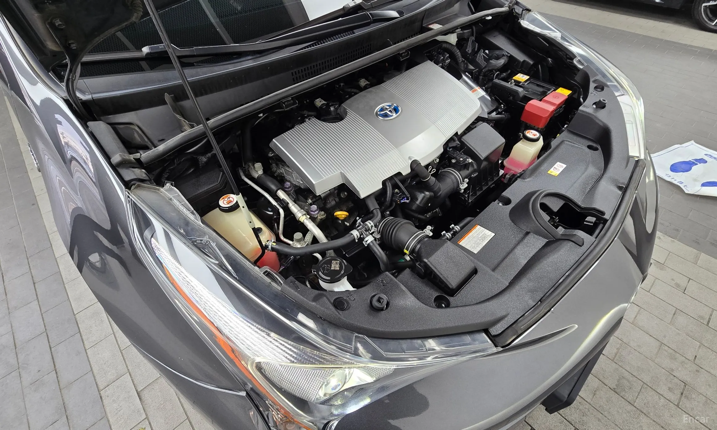 Toyota Prius 4th Generation превью 6