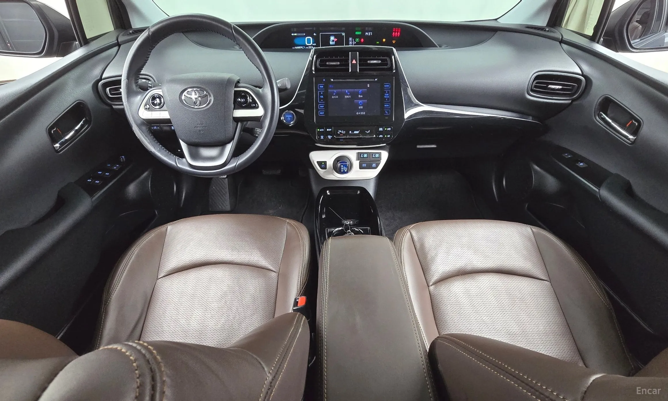 Toyota Prius 4th Generation превью 7