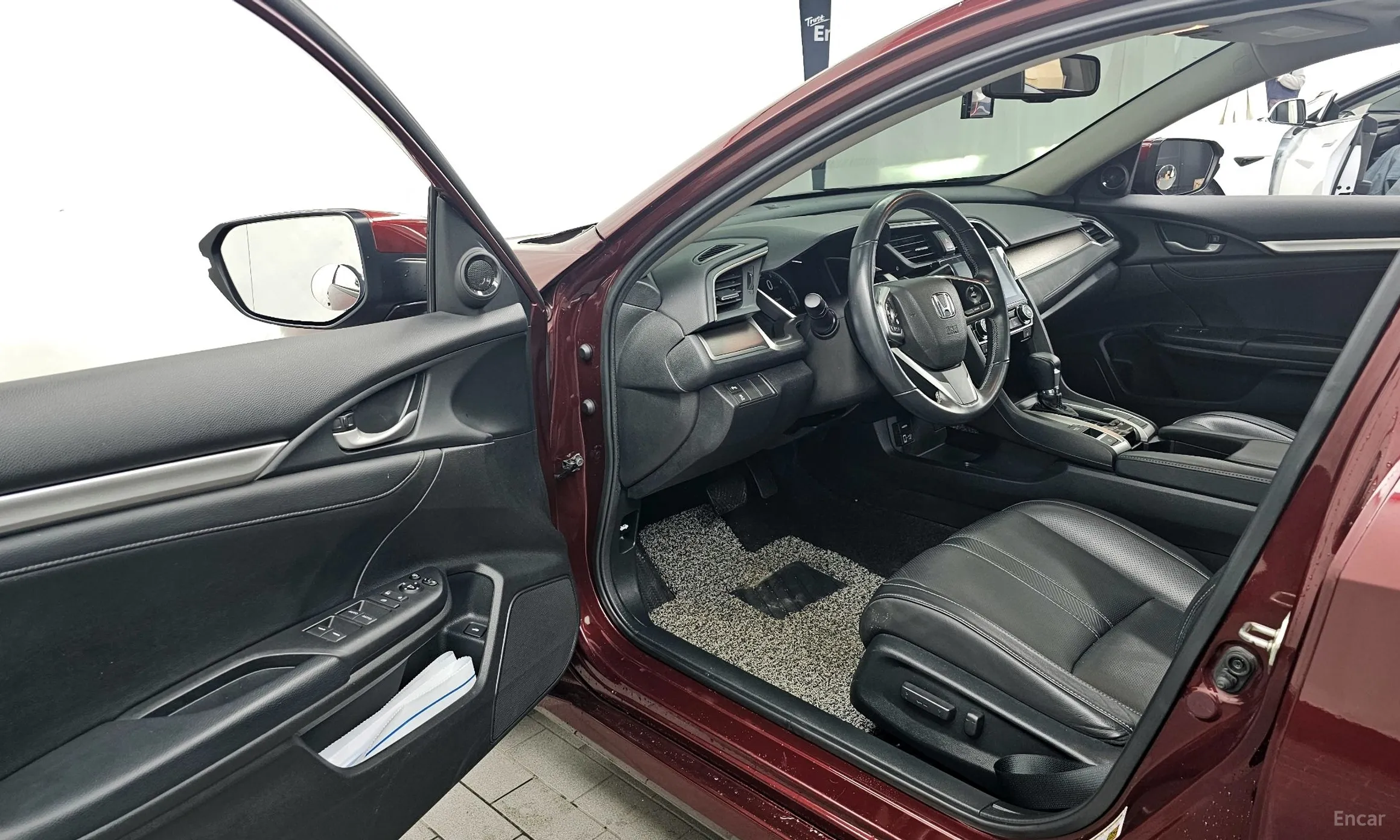 Honda Civic превью 10