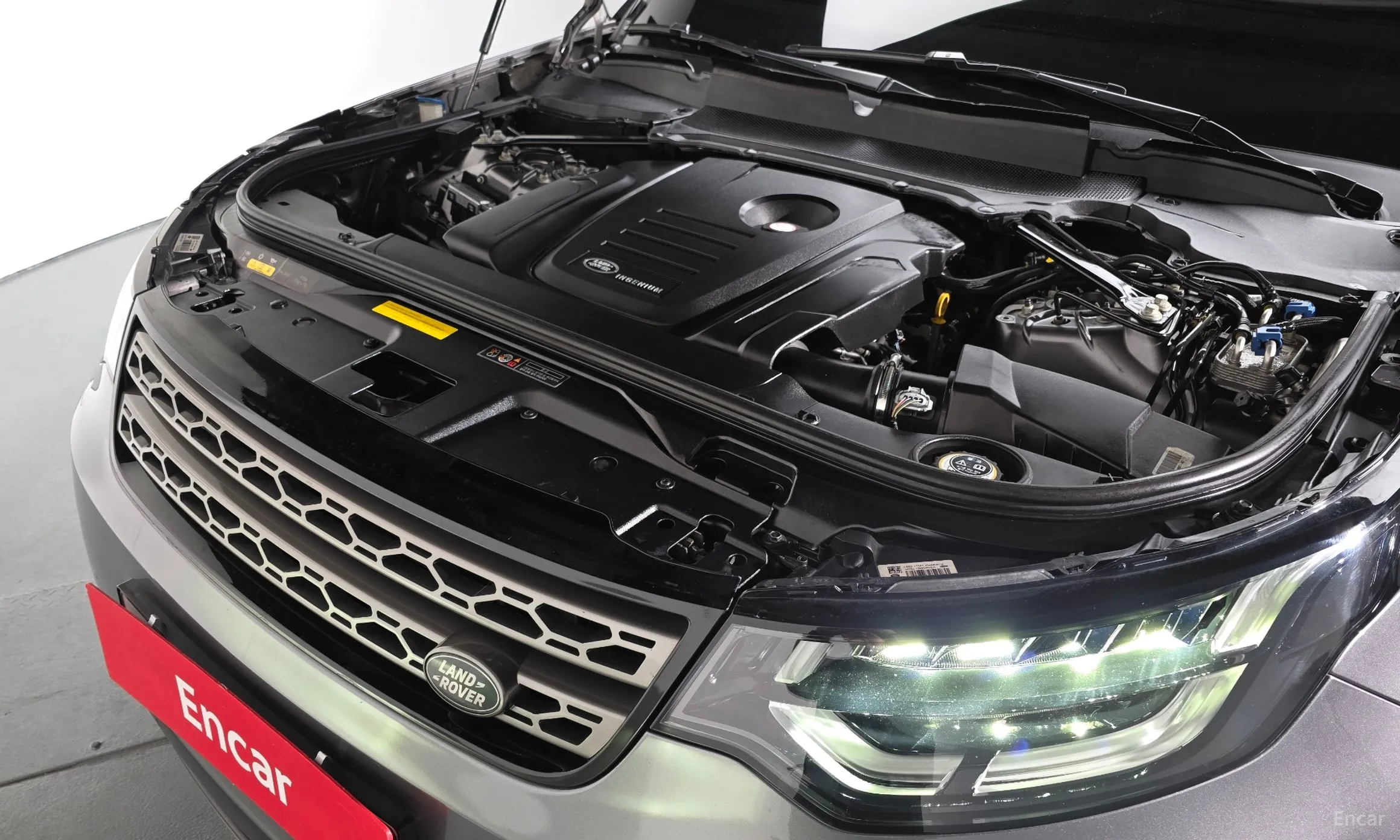 Land Rover Discovery 5 превью 6