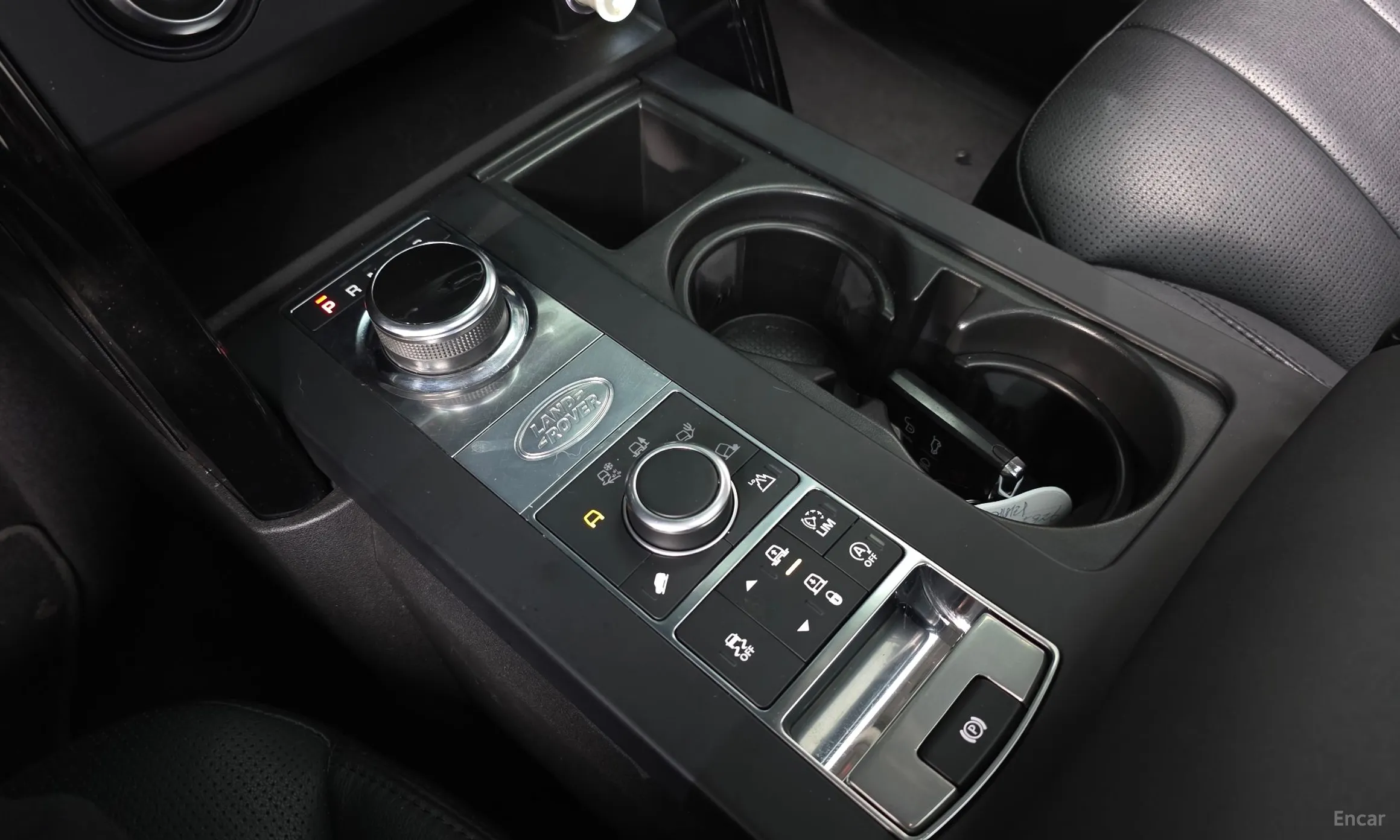 Land Rover Discovery 5 превью 9