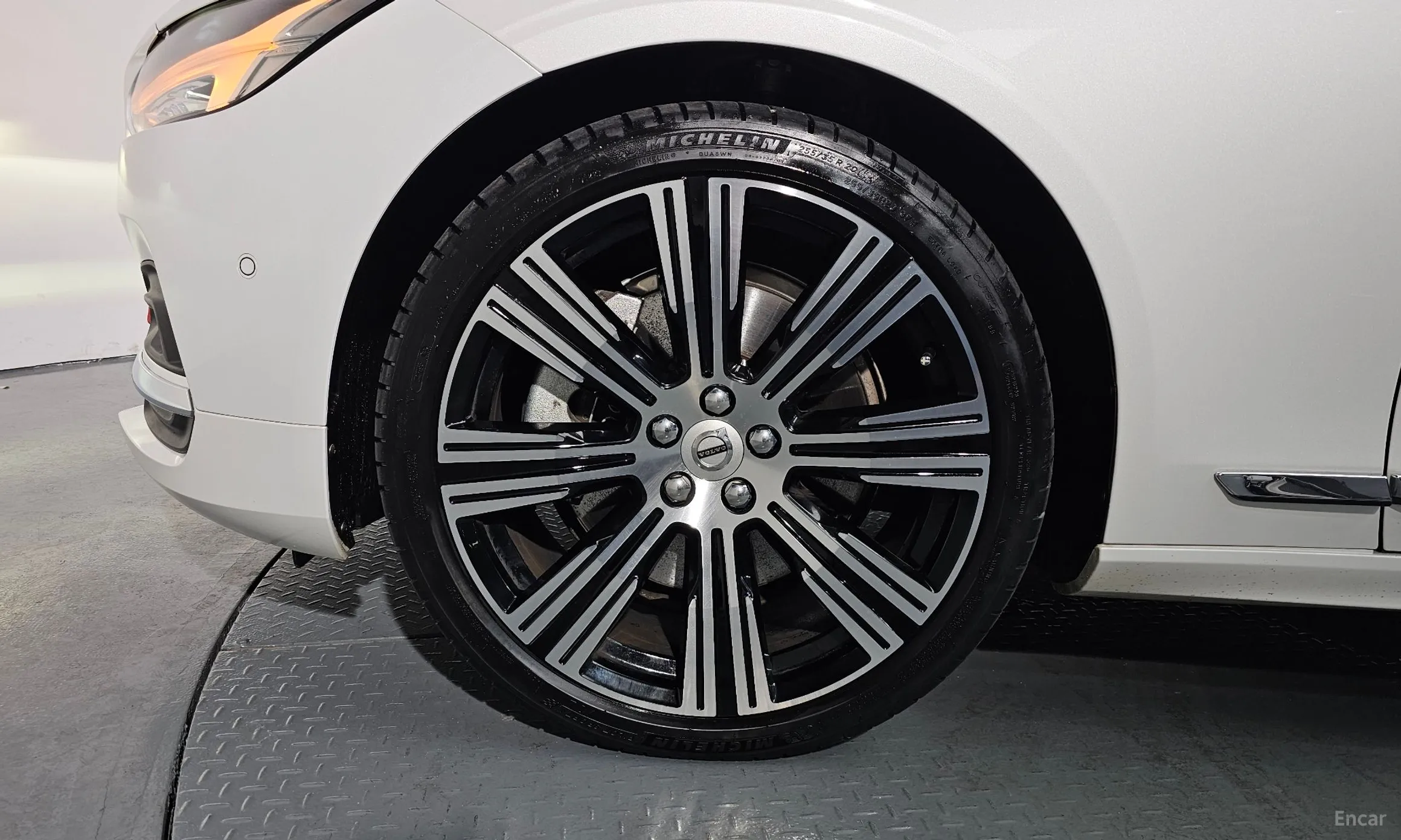 Volvo S90 превью 5
