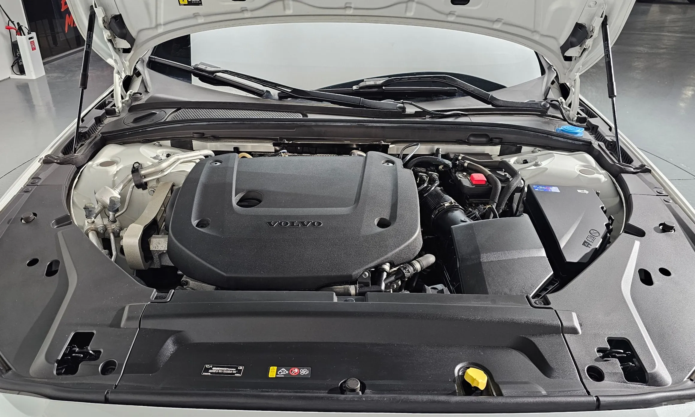 Volvo S90 превью 6