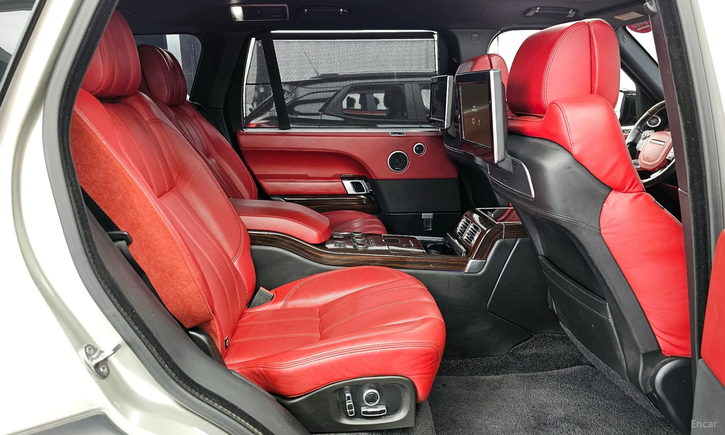 Land Rover Range Rover 4th Generation превью 12