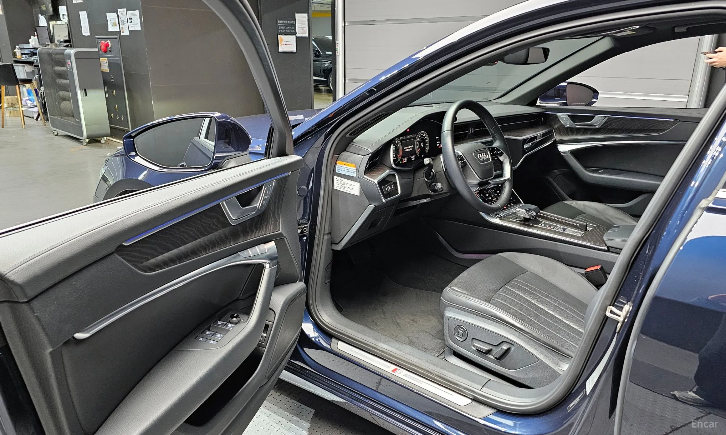 Audi A6 (C8) превью 10