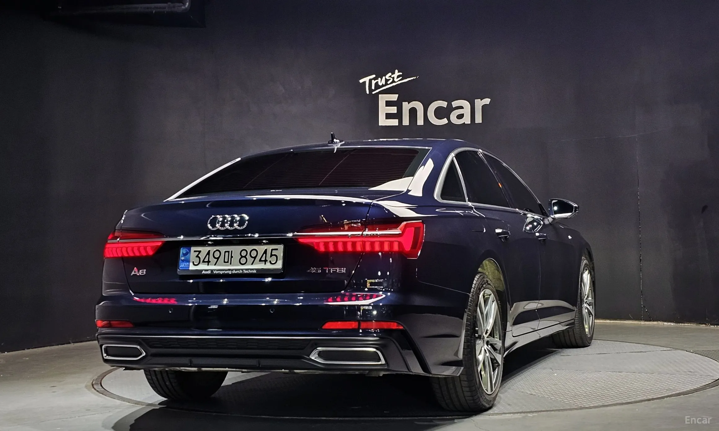 Audi A6 (C8)