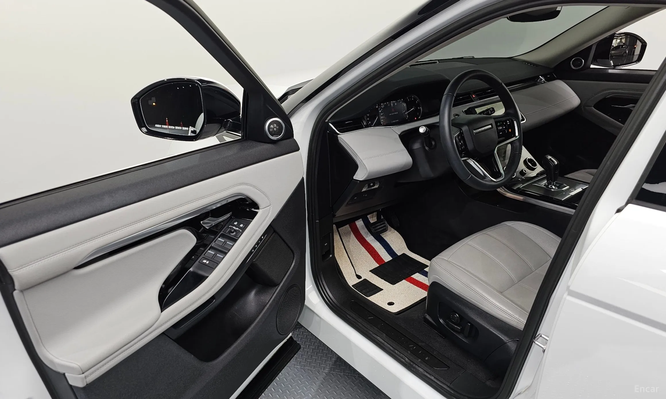 Land Rover Range Rover Evoque 2nd Generation превью 10