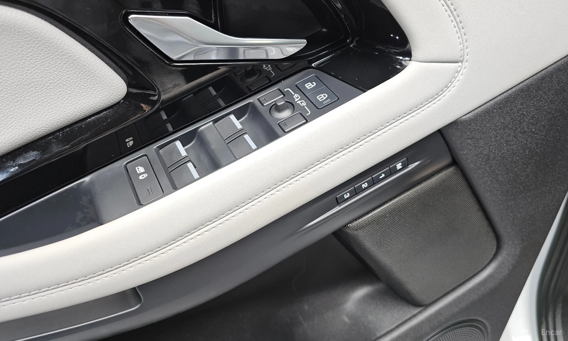Land Rover Range Rover Evoque 2nd Generation превью 13
