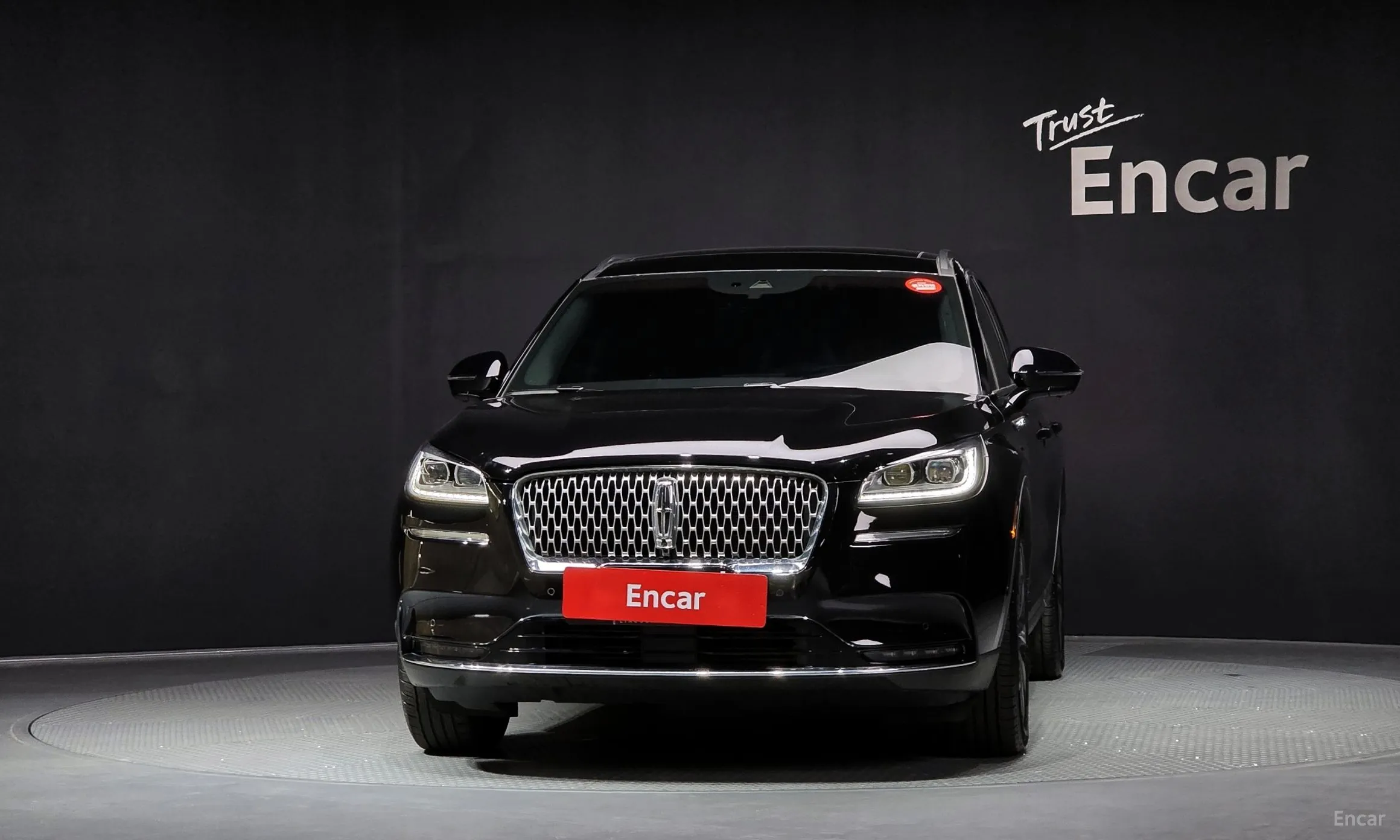 Lincoln Corsair превью 3