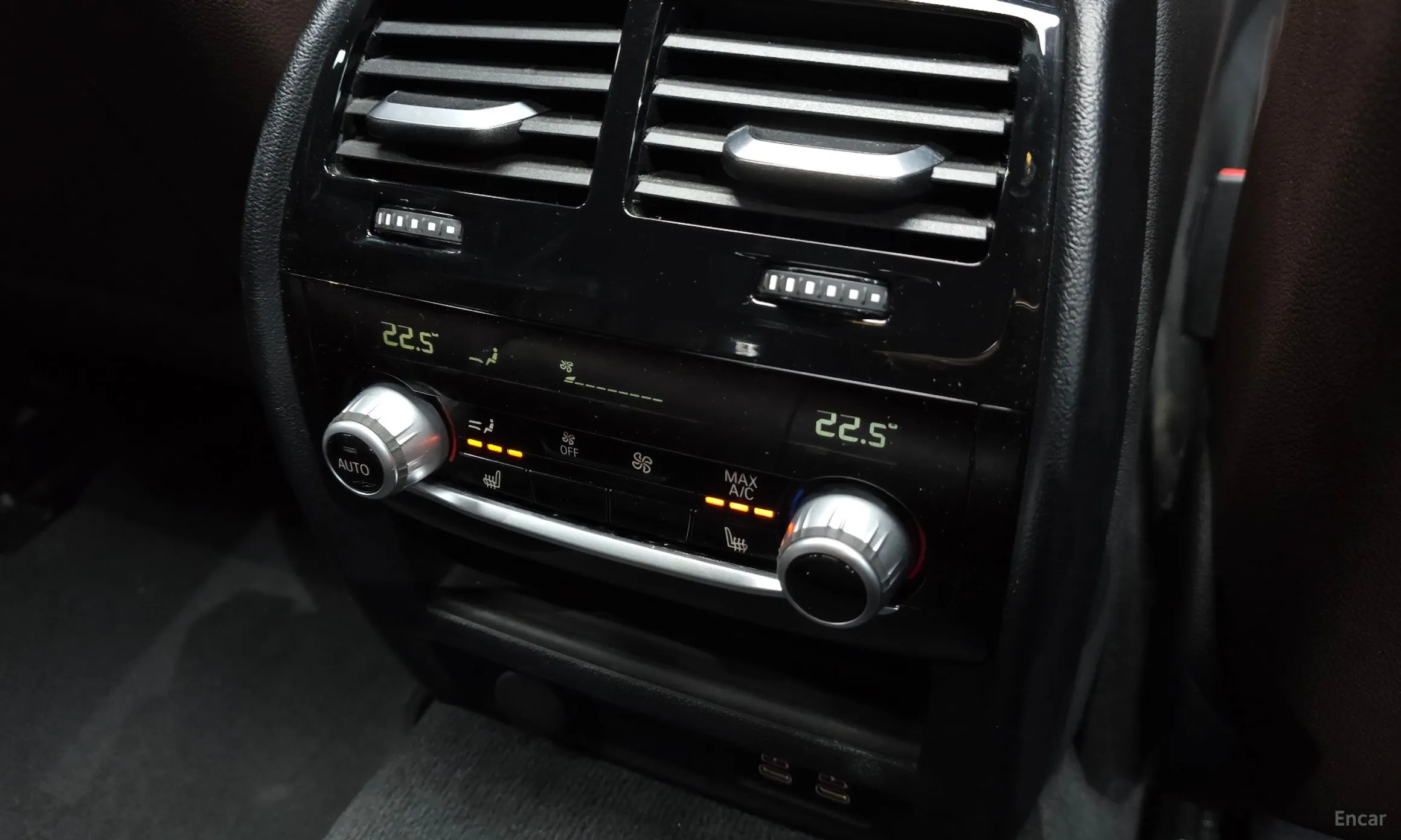 BMW 5 Series (G30) превью 18