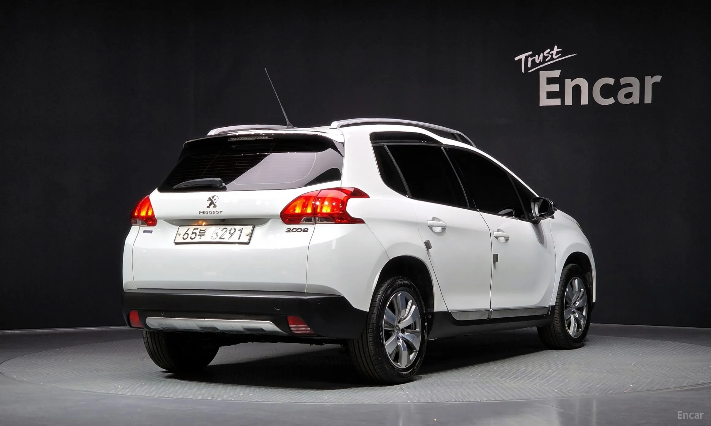 Peugeot 2008.