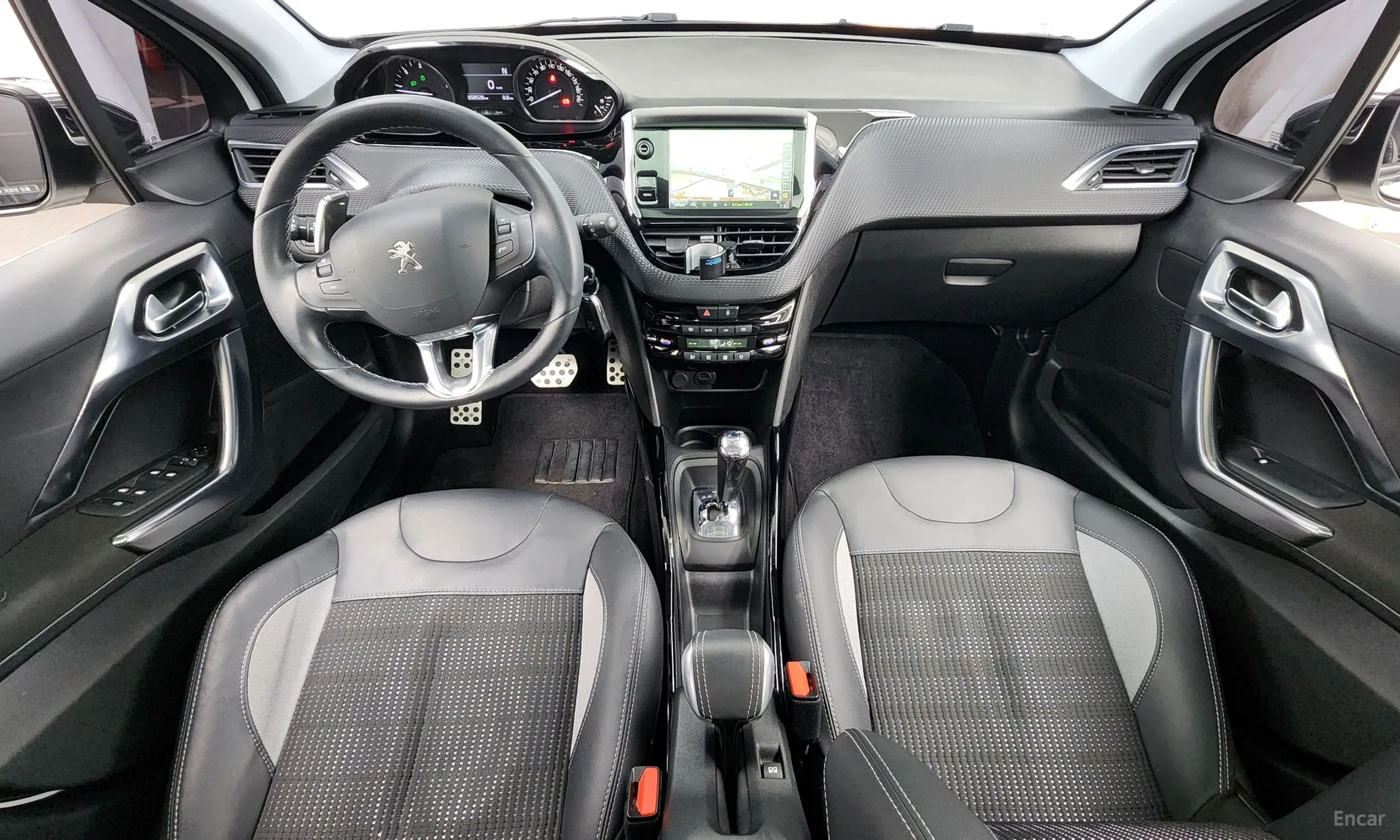 Peugeot 2008. превью 7
