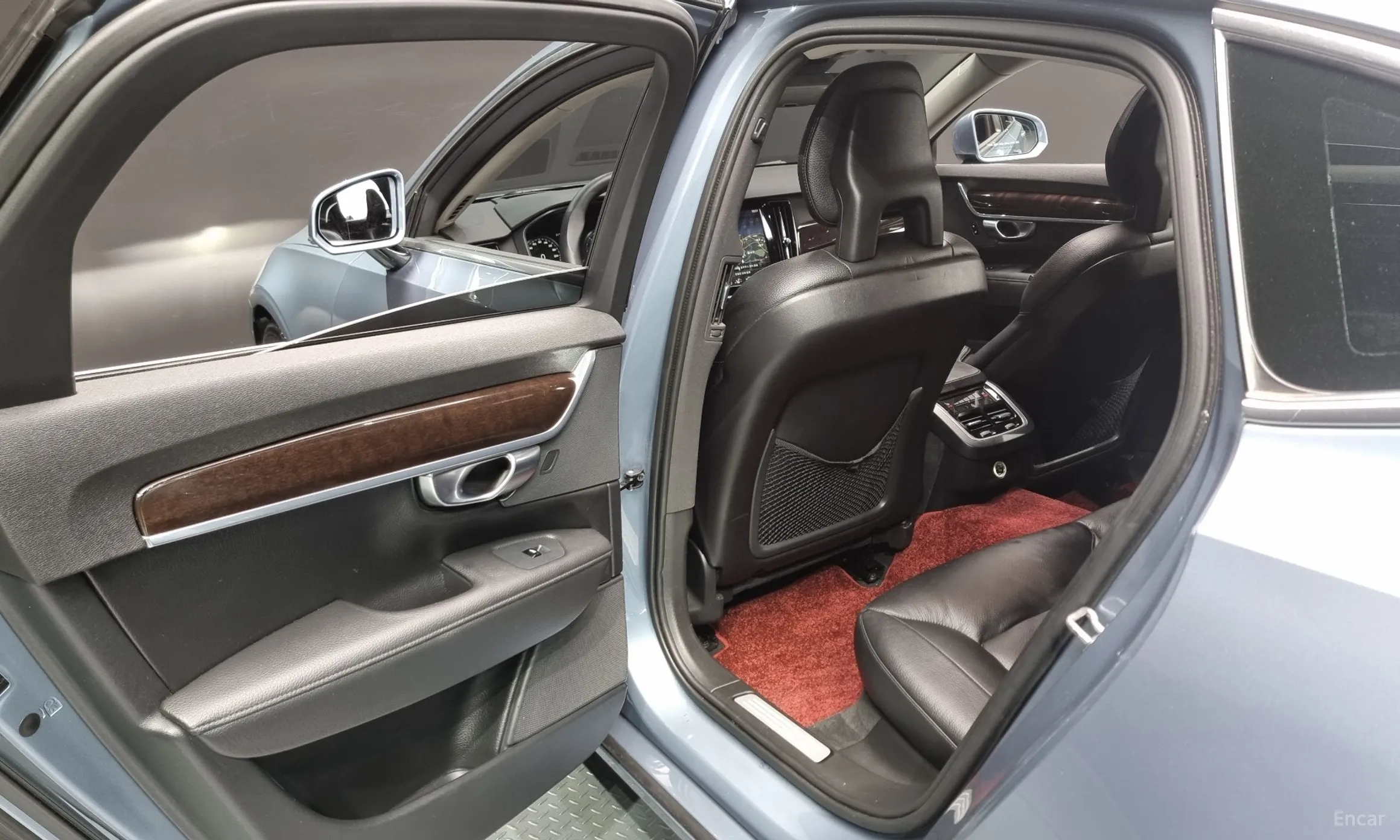 Volvo S90 превью 12