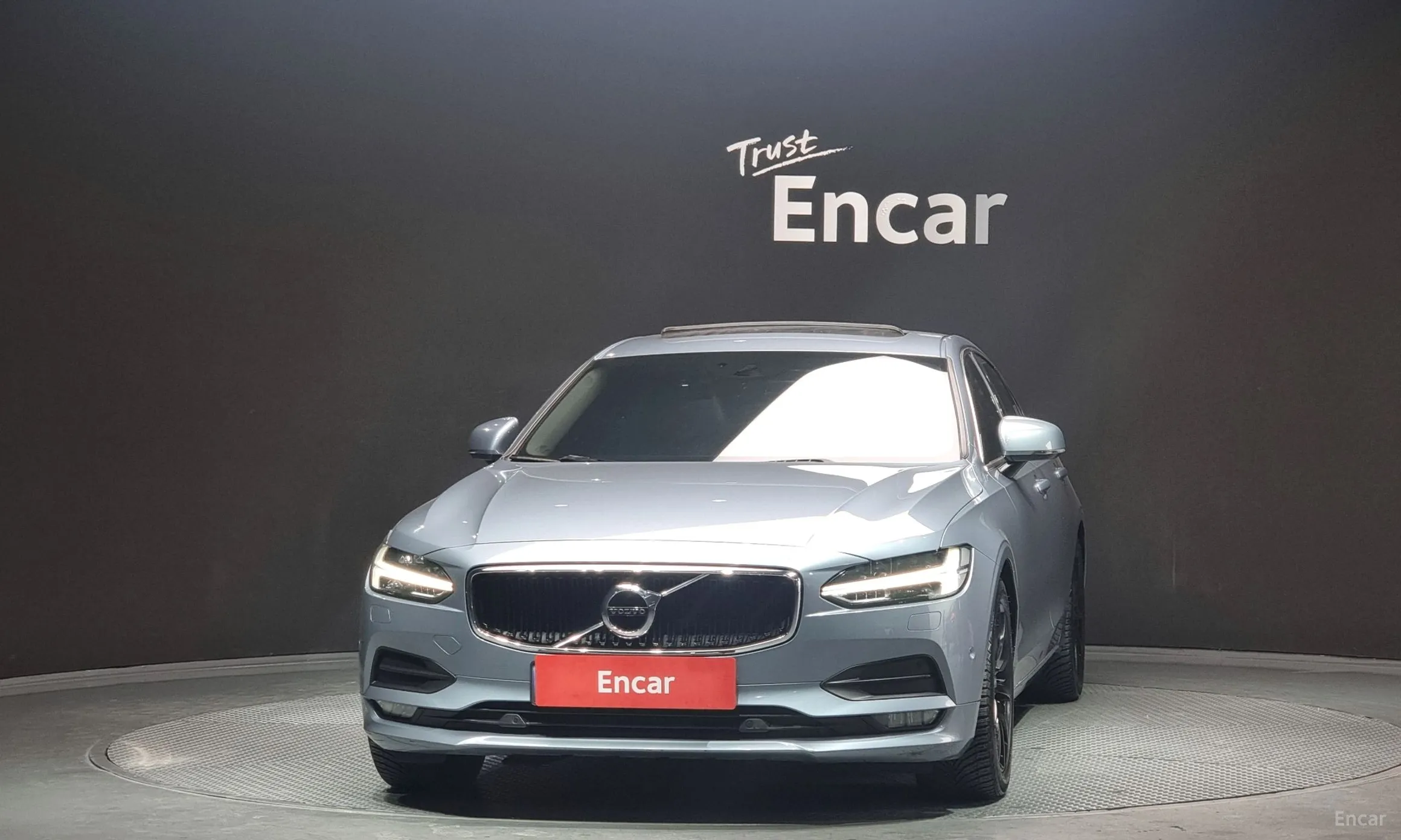 Volvo S90 превью 3