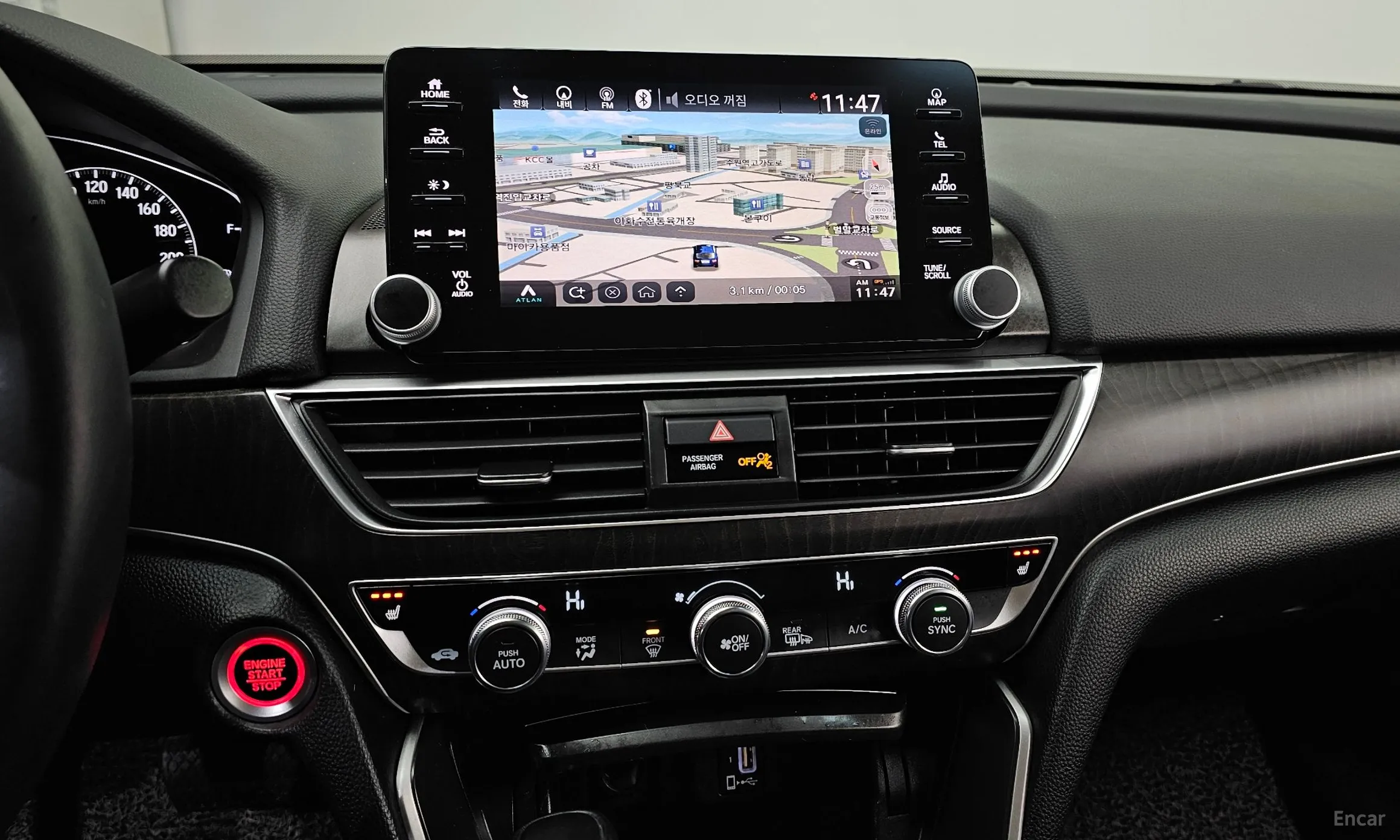 Honda Accord 10th Generation превью 14