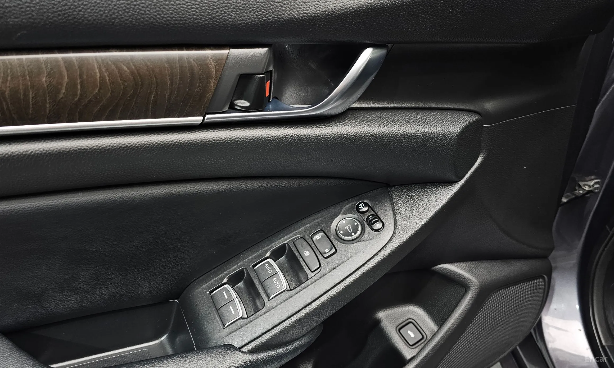 Honda Accord 10th Generation превью 16