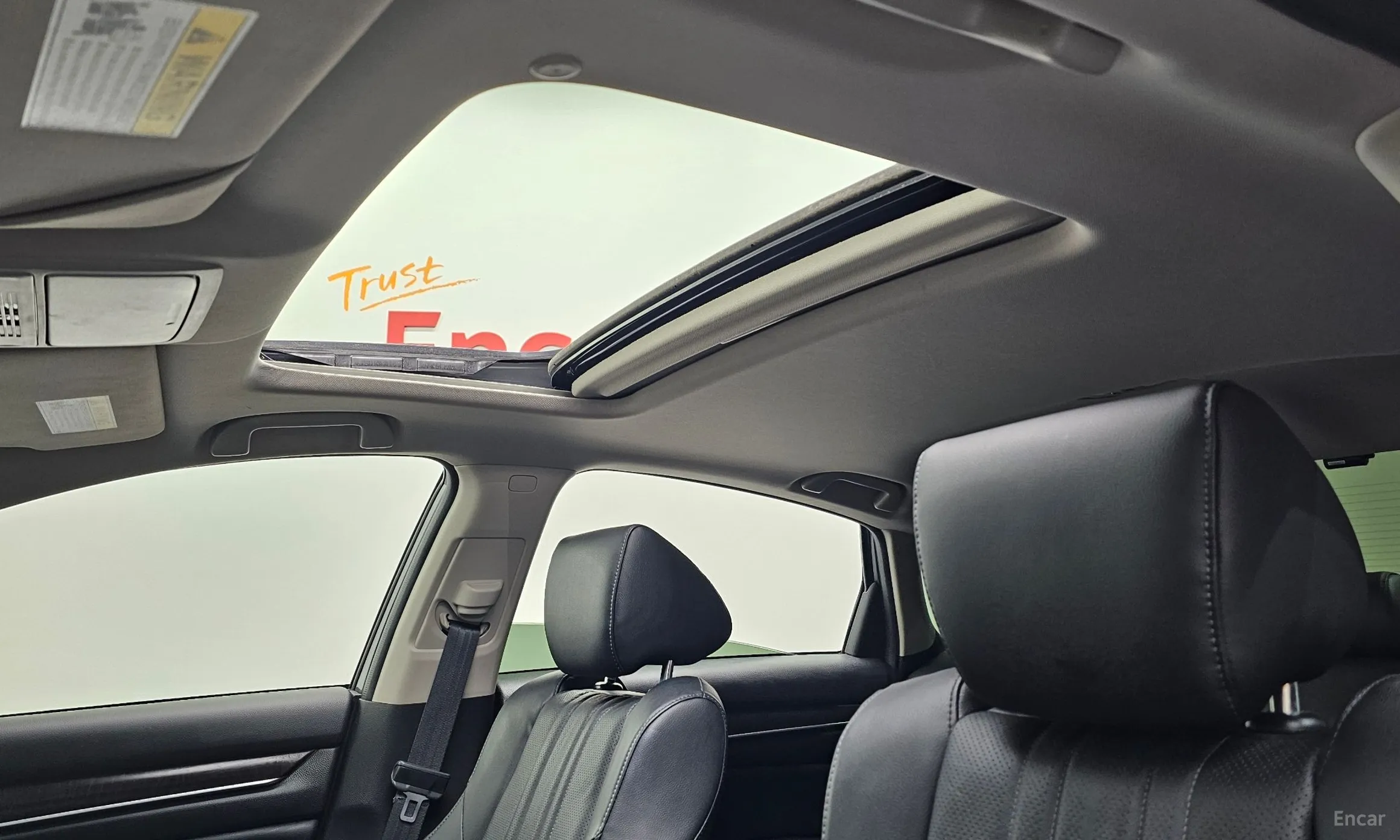 Honda Accord 10th Generation превью 19