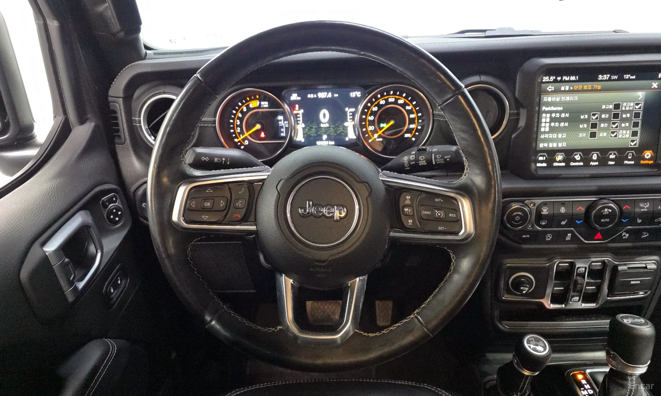 Jeep Wrangler (JL) превью 13