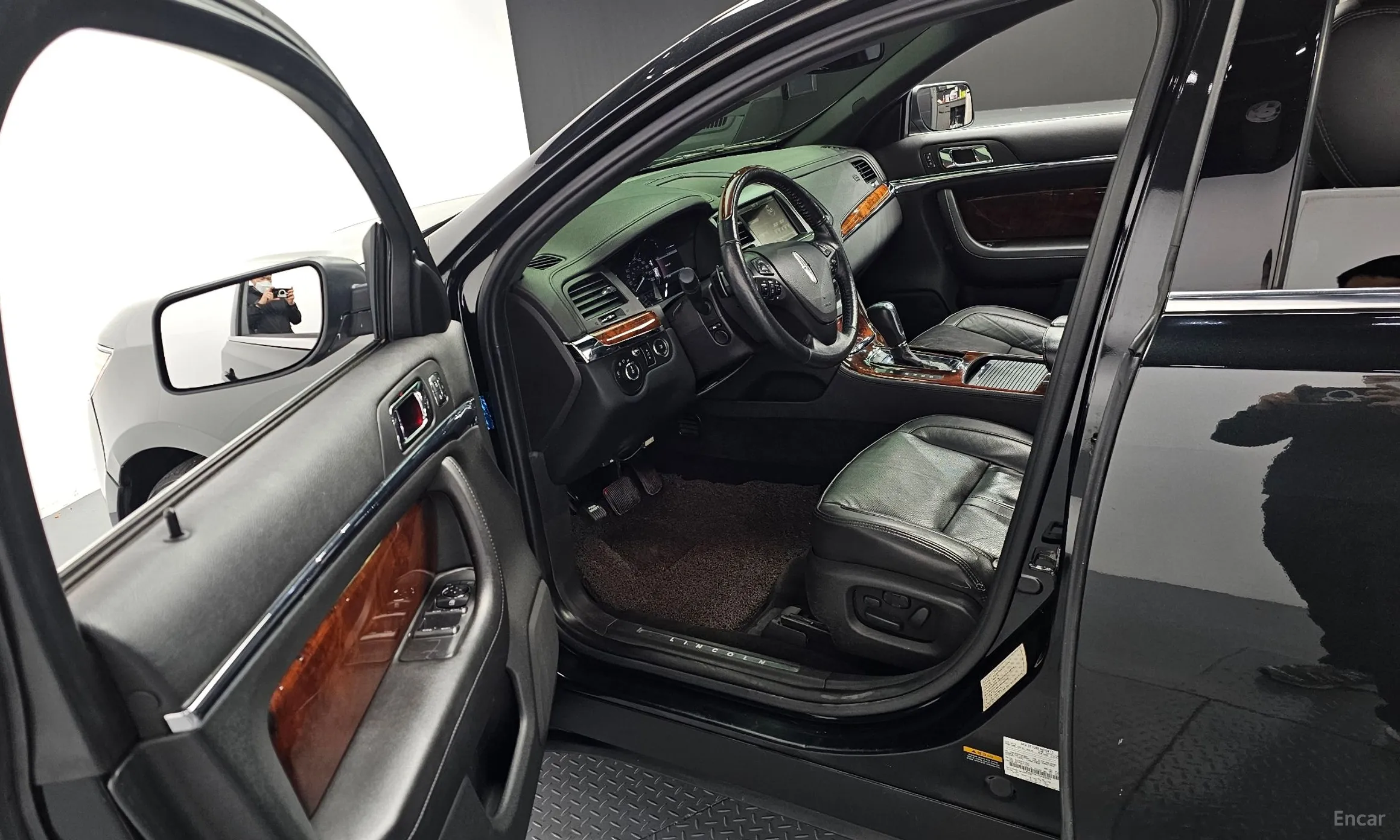Lincoln New MKS превью 11
