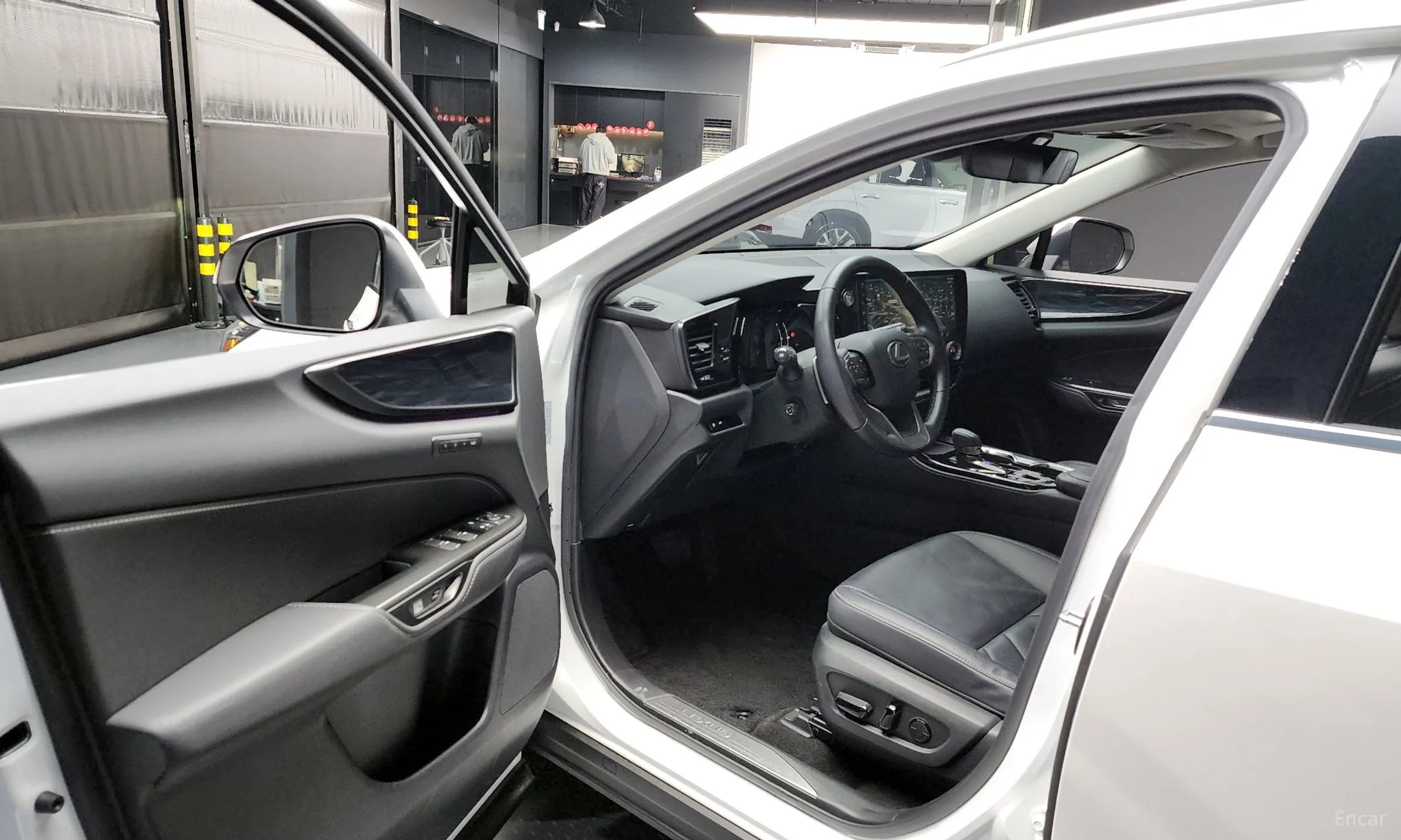 Lexus NX350h Gen 2 превью 10