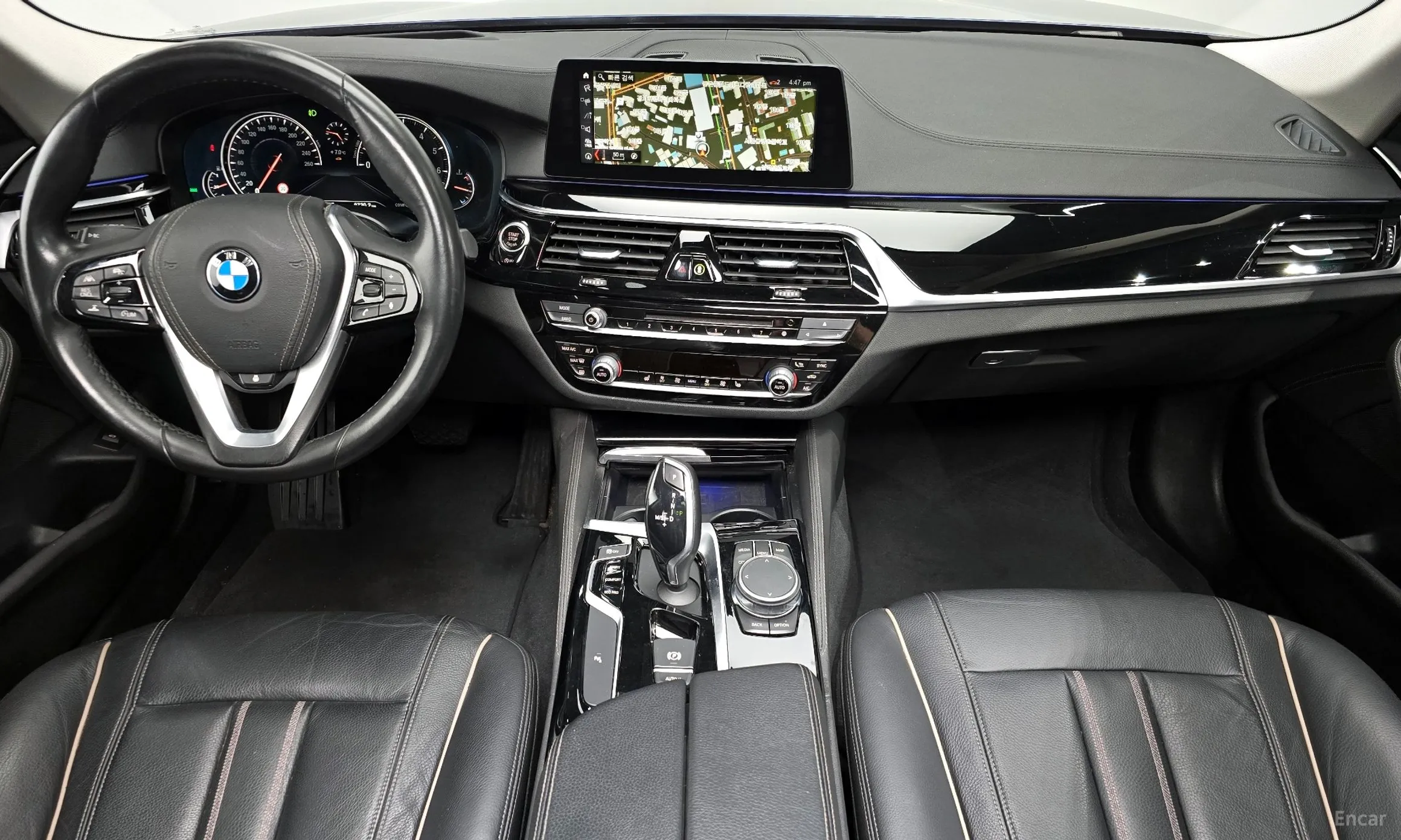 BMW 5 Series (G30) превью 7