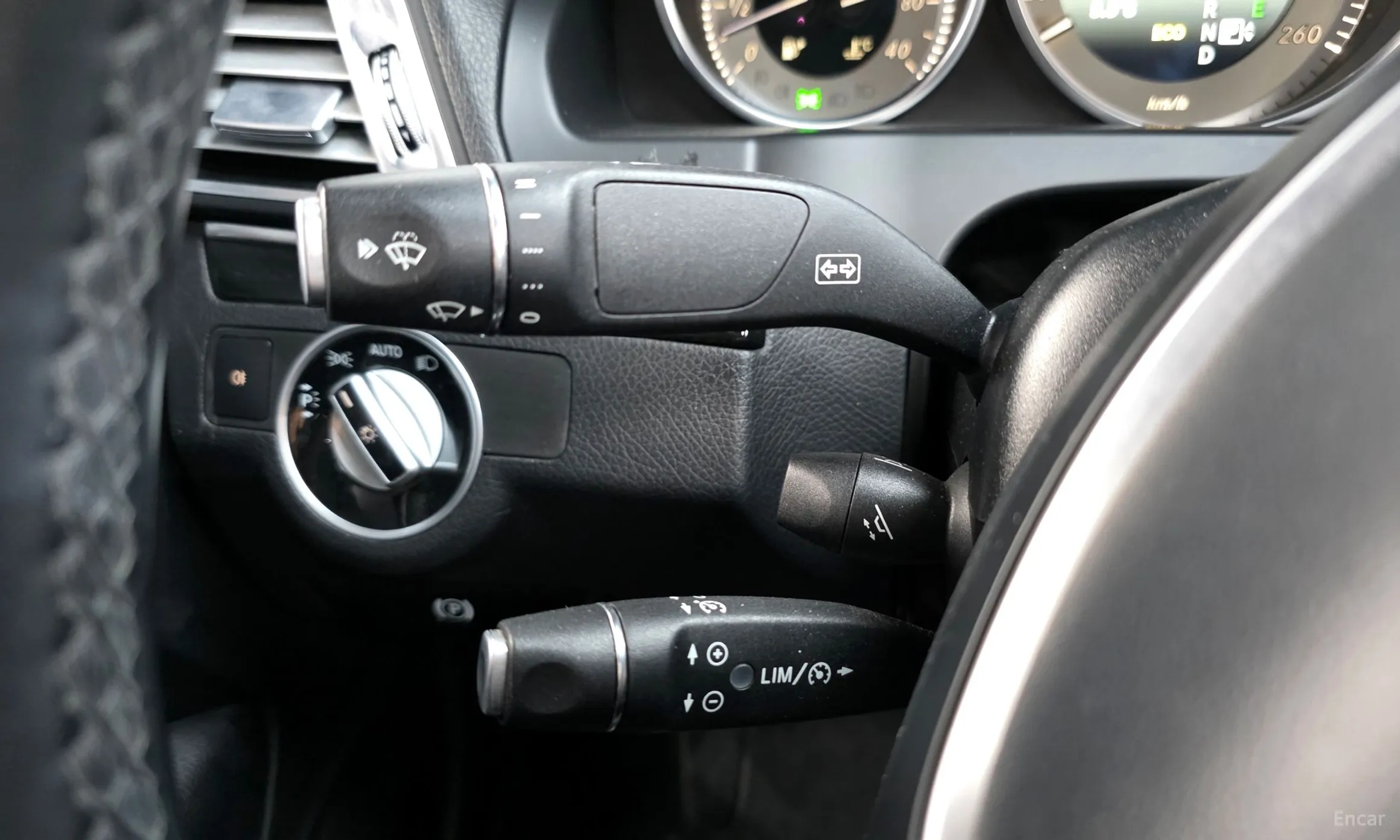 Mercedes Benz E-Class W212 превью 13