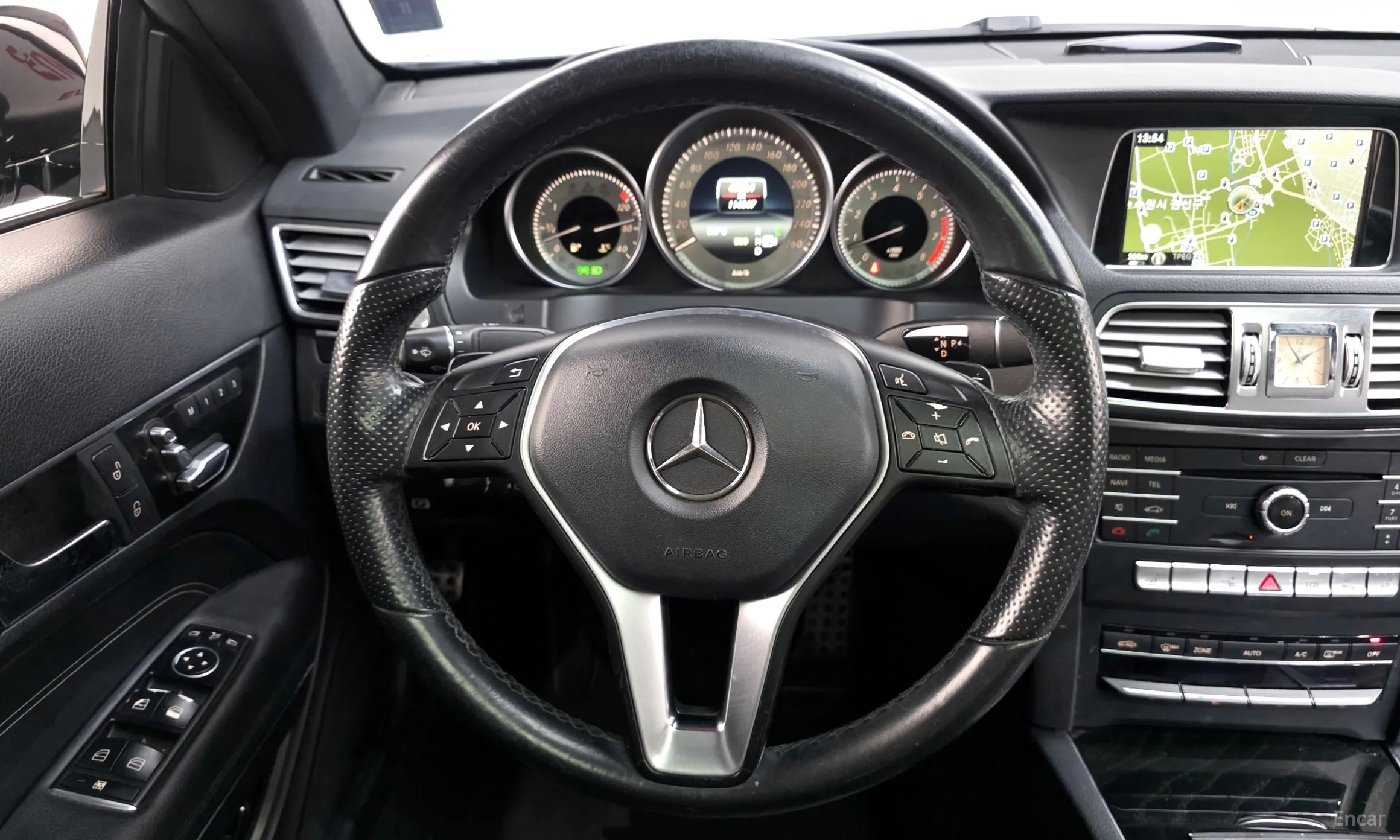 Mercedes Benz E-Class W212 превью 14