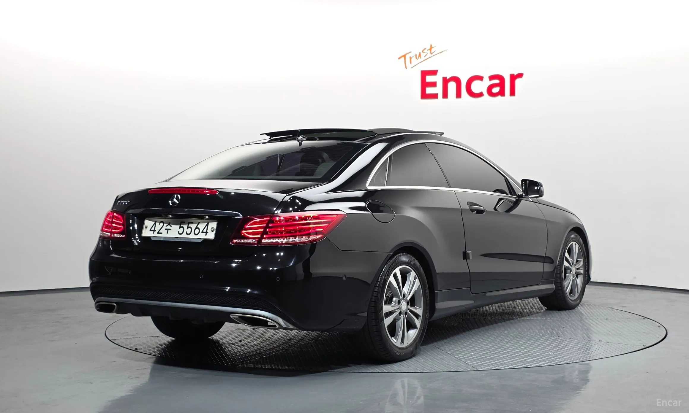 Mercedes Benz E-Class W212 превью 2