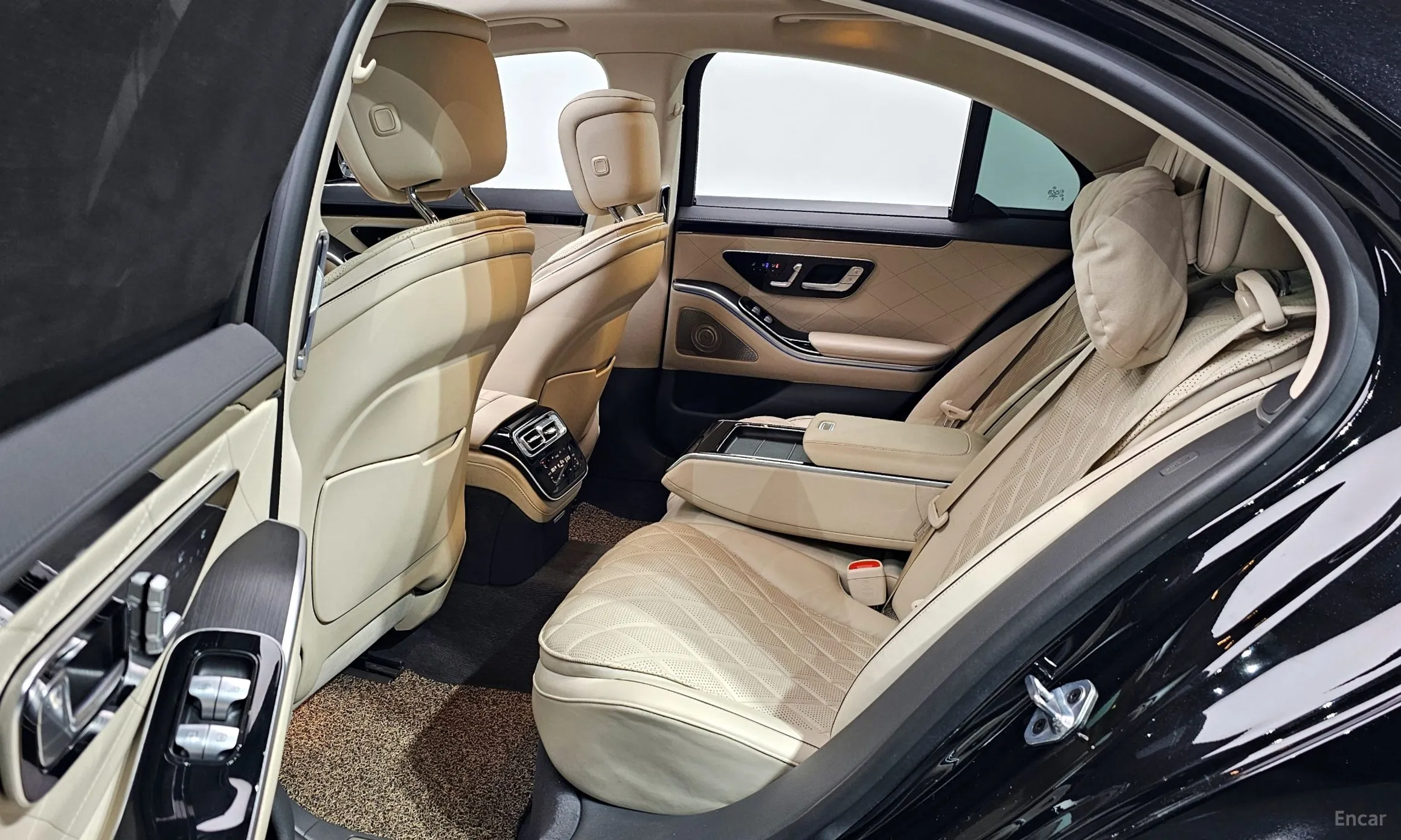 Mercedes Benz S-Class W223 превью 6
