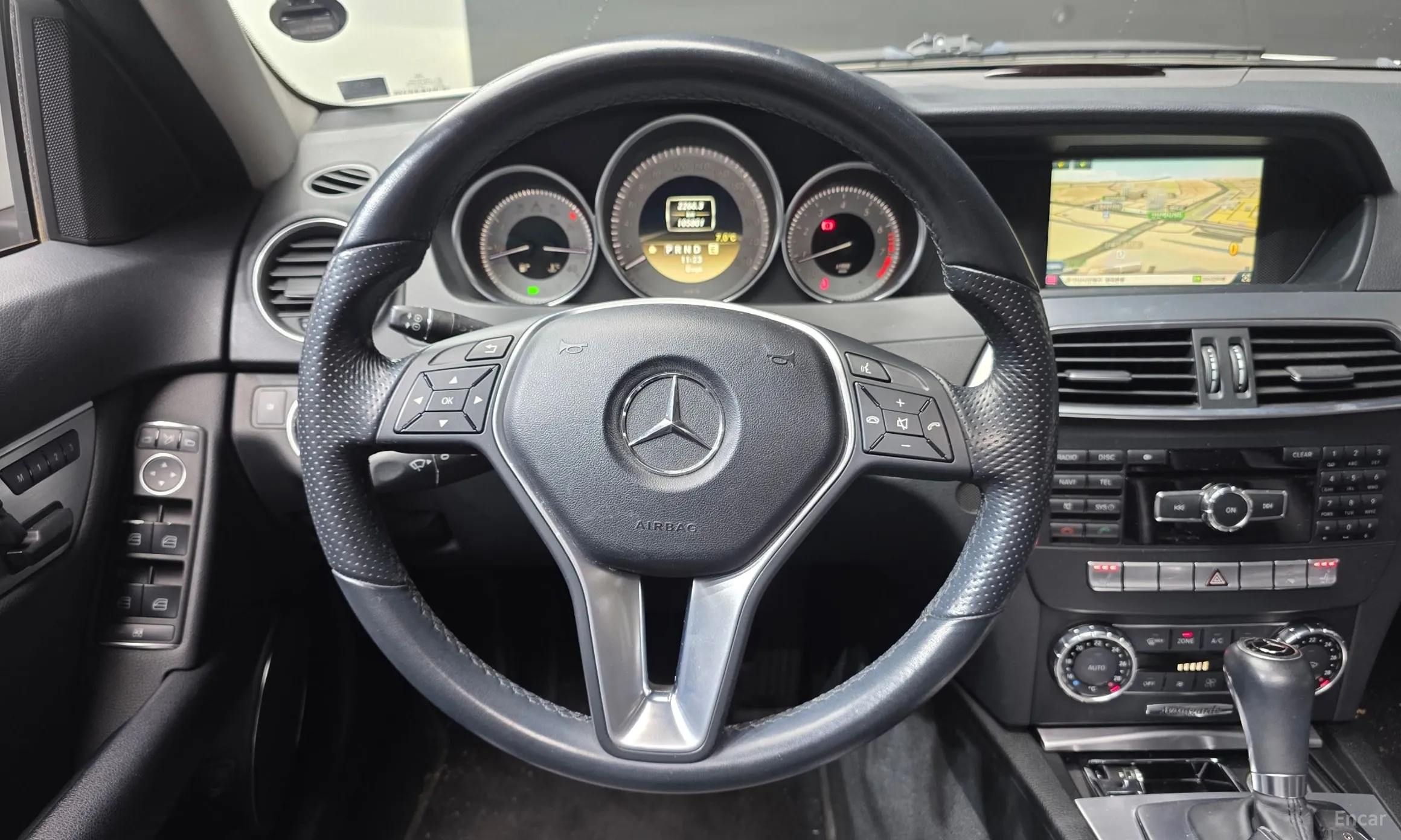 Mercedes Benz C-Class W204 превью 13