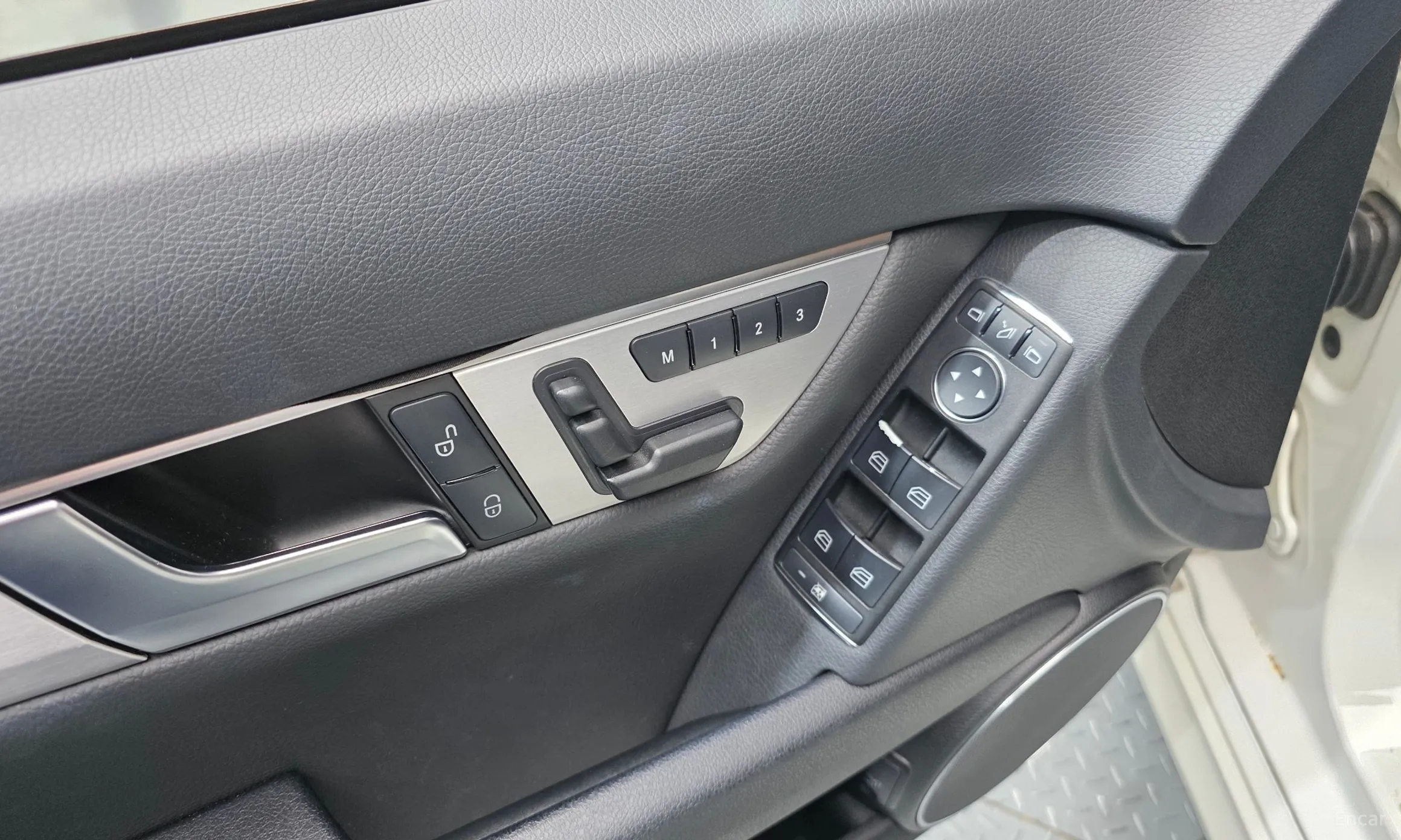 Mercedes Benz C-Class W204 превью 14